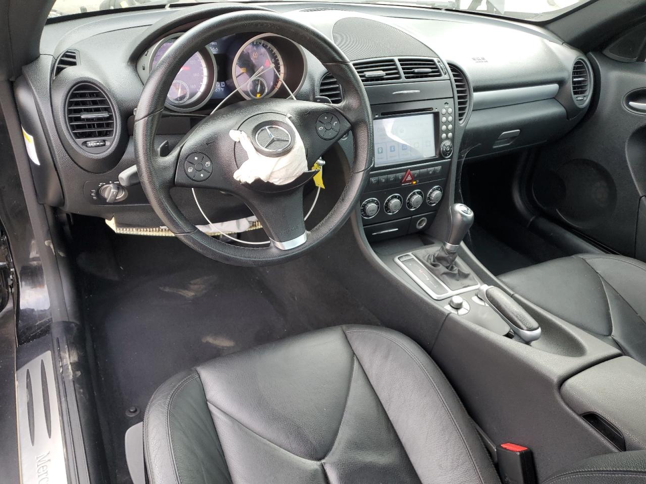 2009 Mercedes-benz Slk 350 Black vin: WDBWK58F99F191887