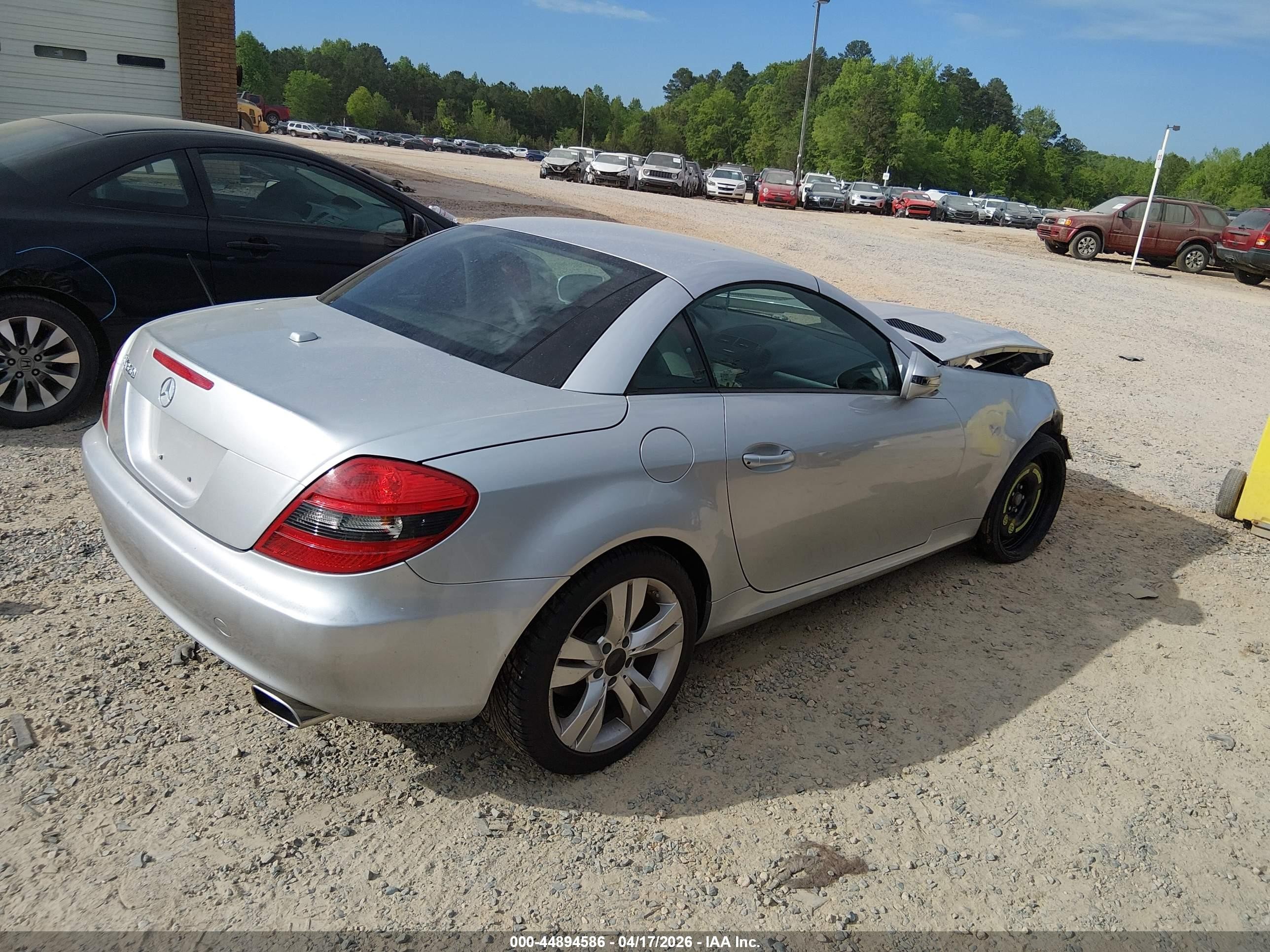 2009 Mercedes-benz Slk 350   Silver vin: WDBWK58FX9F196984