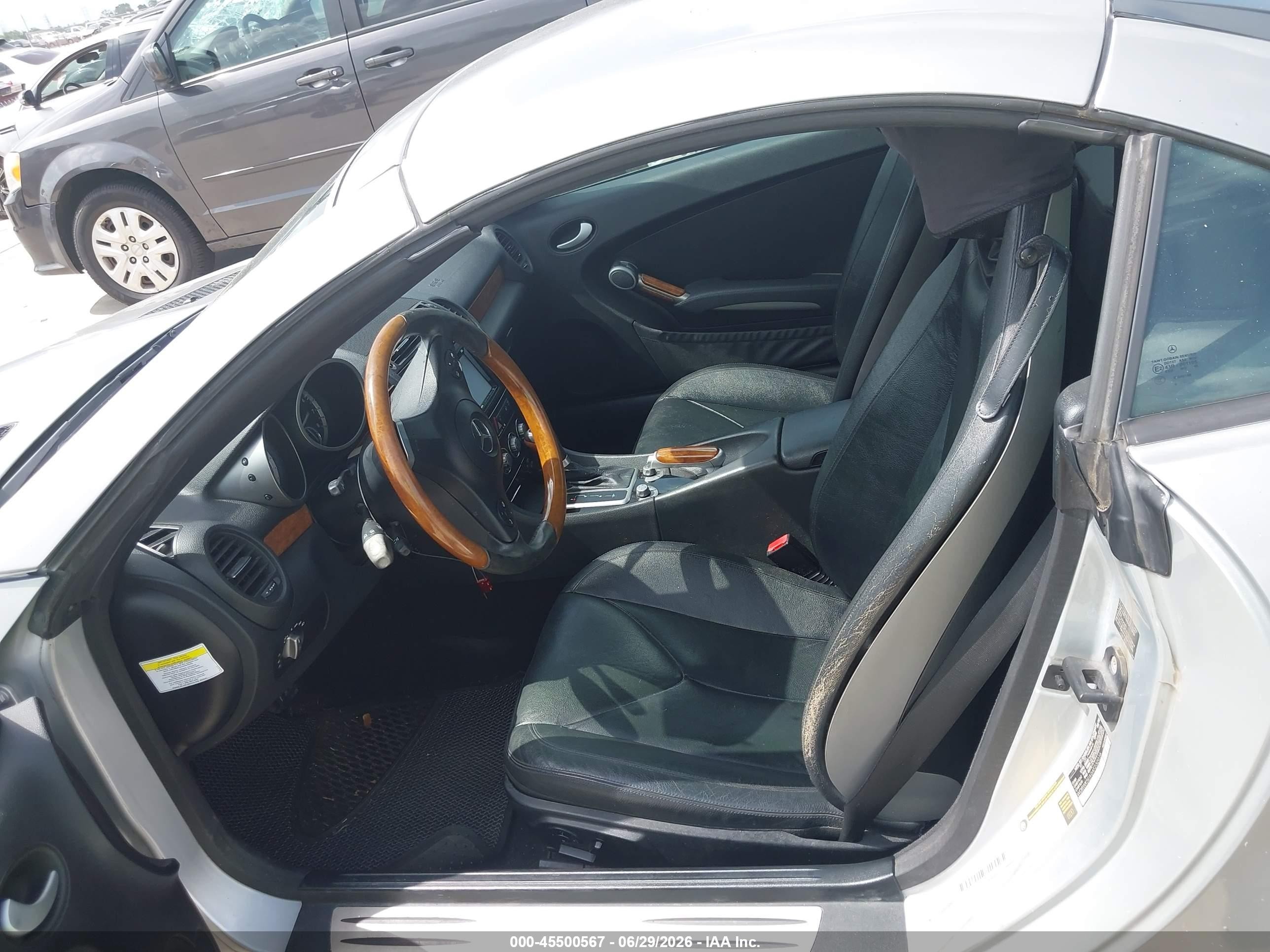 2010 Mercedes-benz Slk 300   Silver vin: WDBWK5EA0AF232016