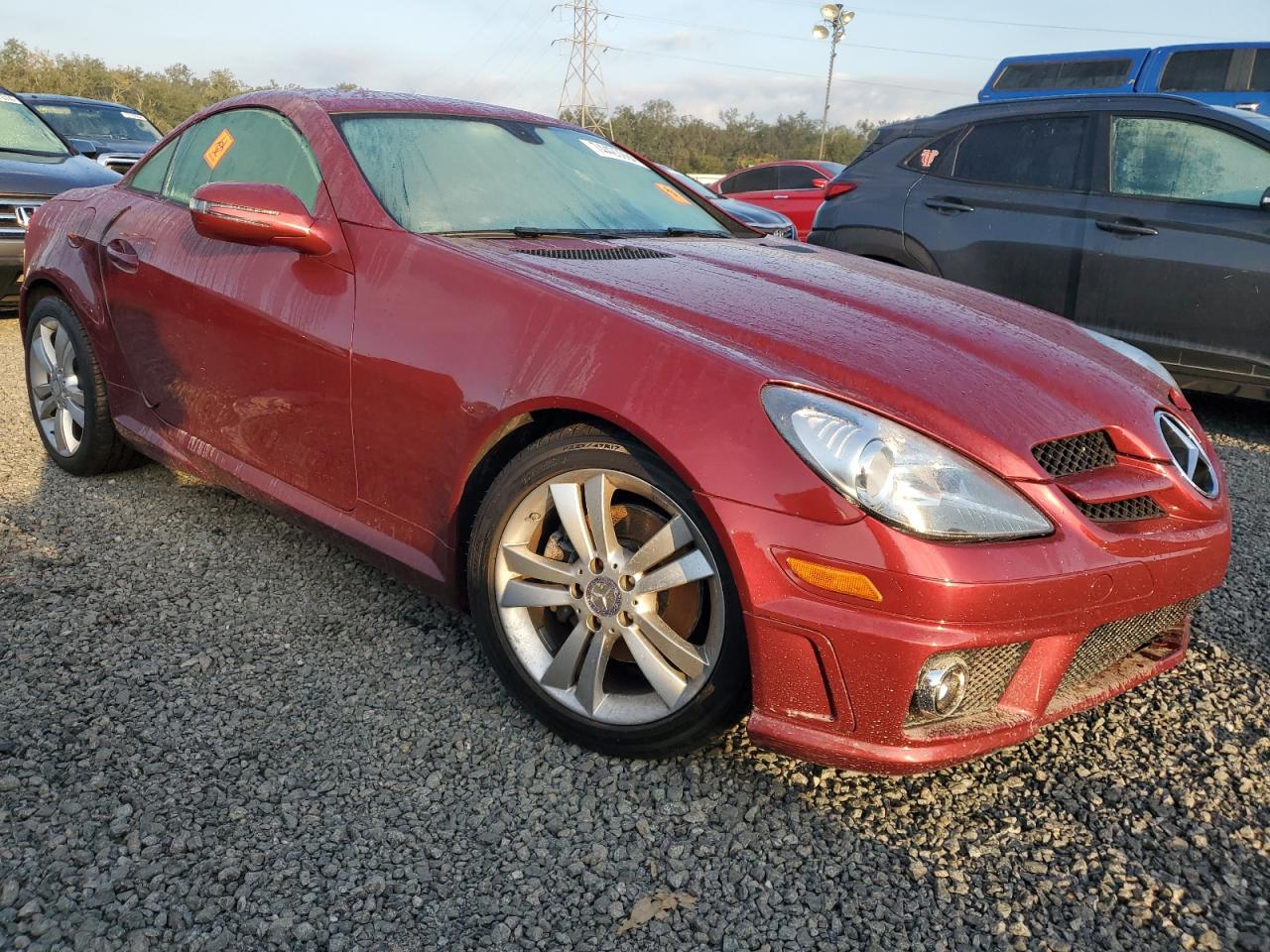 2011 Mercedes-benz Slk 300 Red vin: WDBWK5EA0BF238447