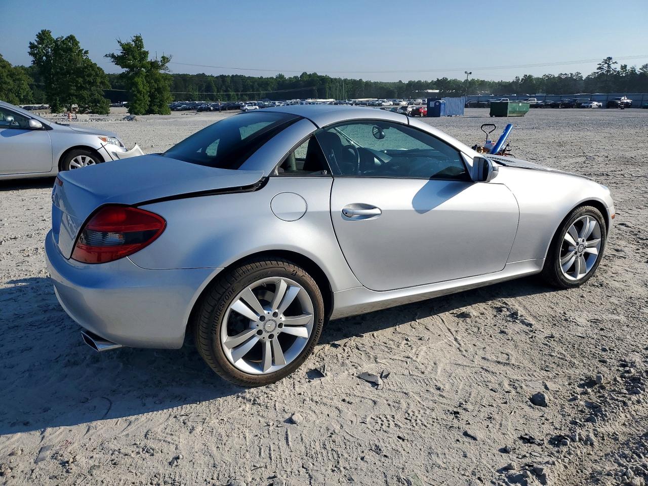 2010 Mercedes-benz Slk 300 Silver vin: WDBWK5EA3AF229725