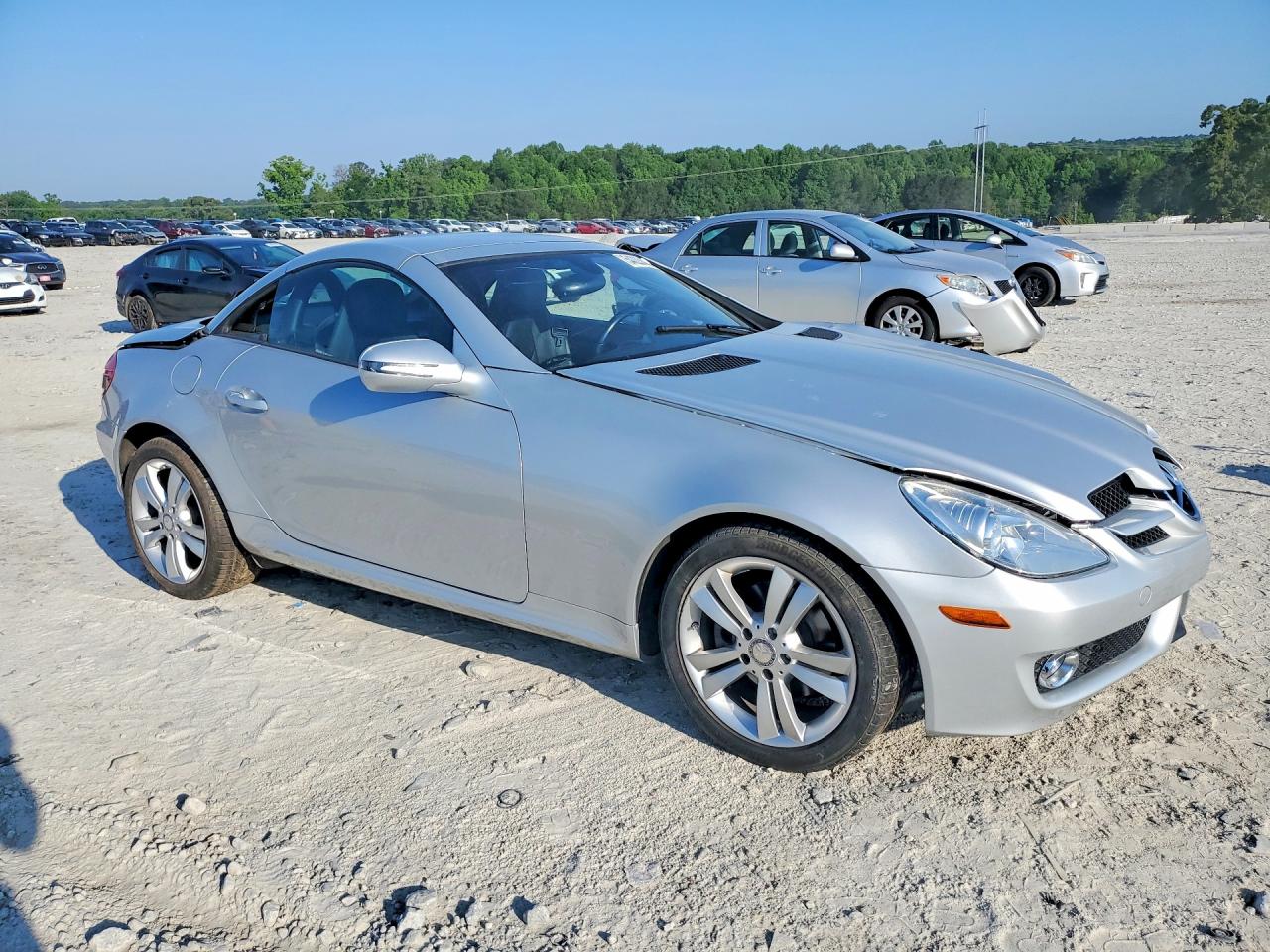 2010 Mercedes-benz Slk 300 Silver vin: WDBWK5EA3AF229725