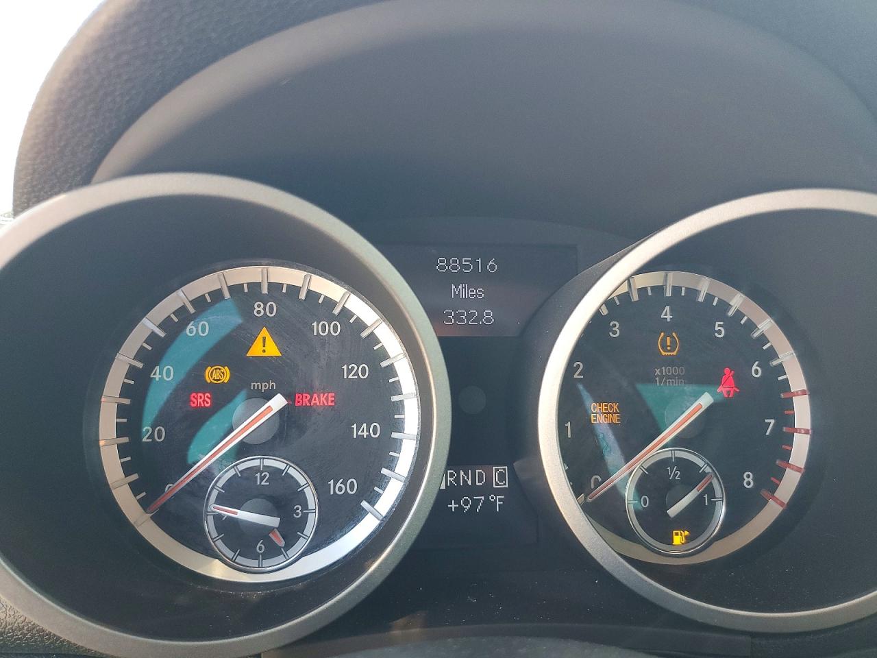 2010 Mercedes-benz Slk 300 Silver vin: WDBWK5EA3AF229725