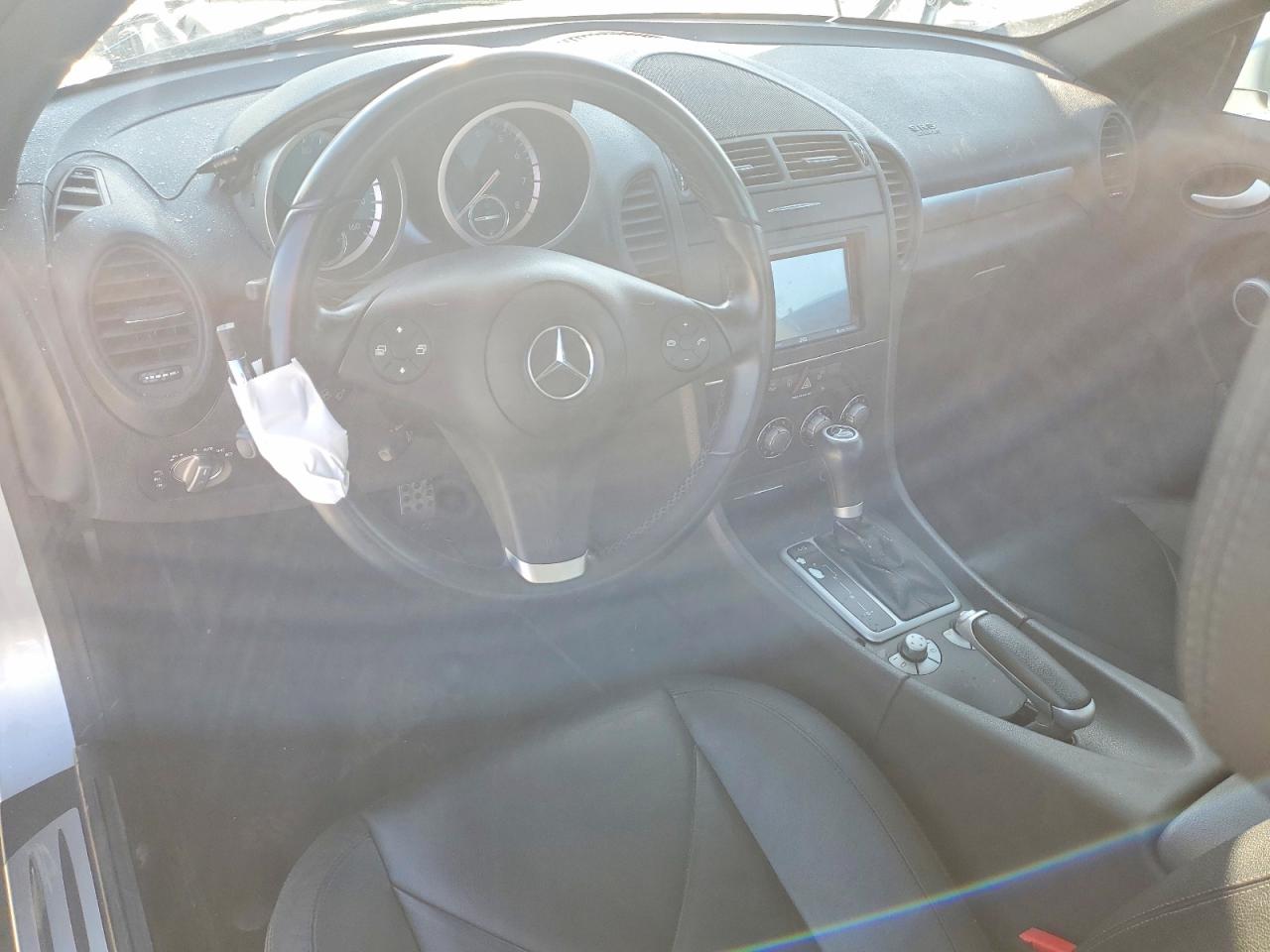 2010 Mercedes-benz Slk 300 Silver vin: WDBWK5EA3AF229725