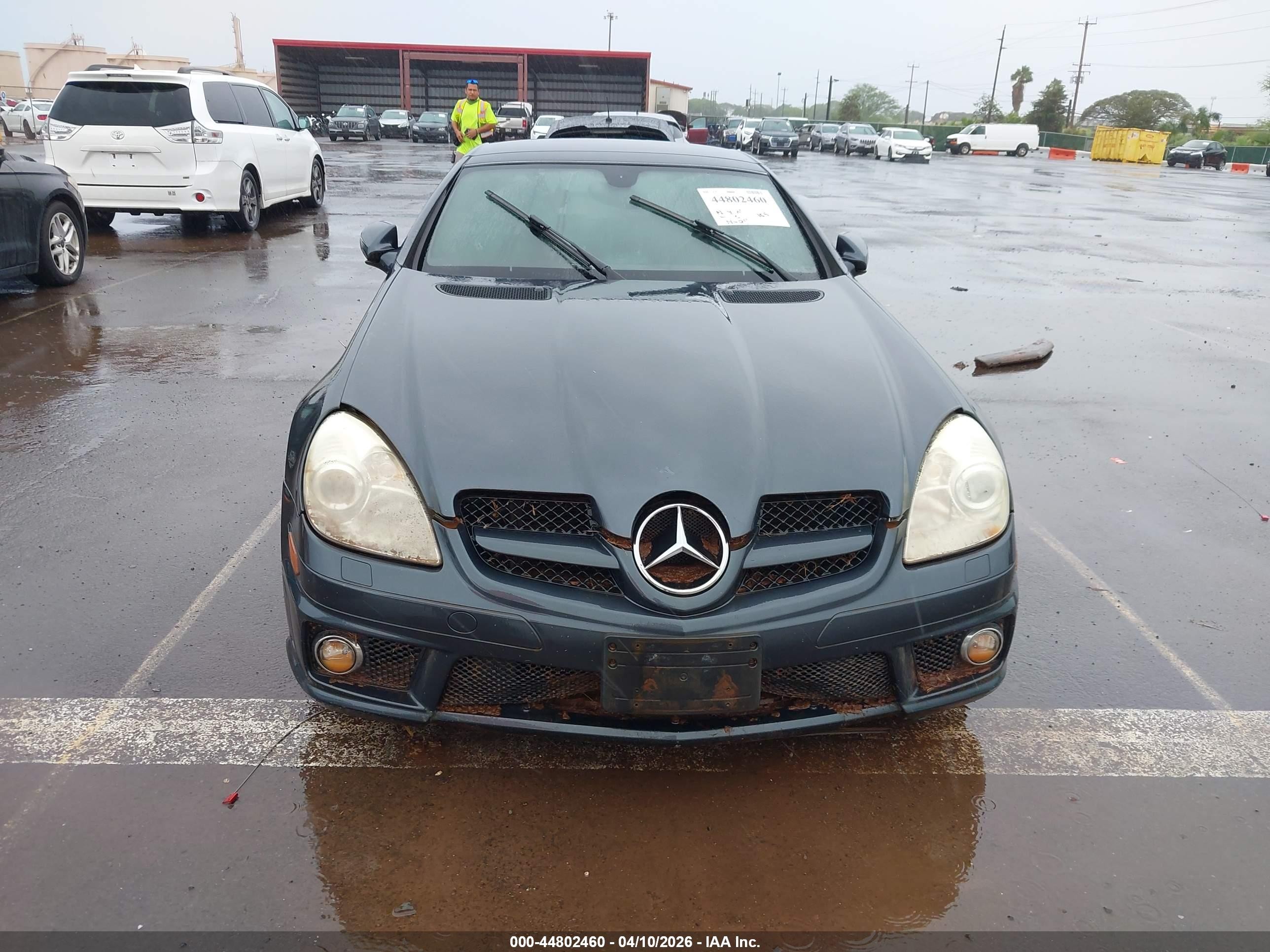 2010 Mercedes-benz Slk 300   Синий vin: WDBWK5EA3AF230437