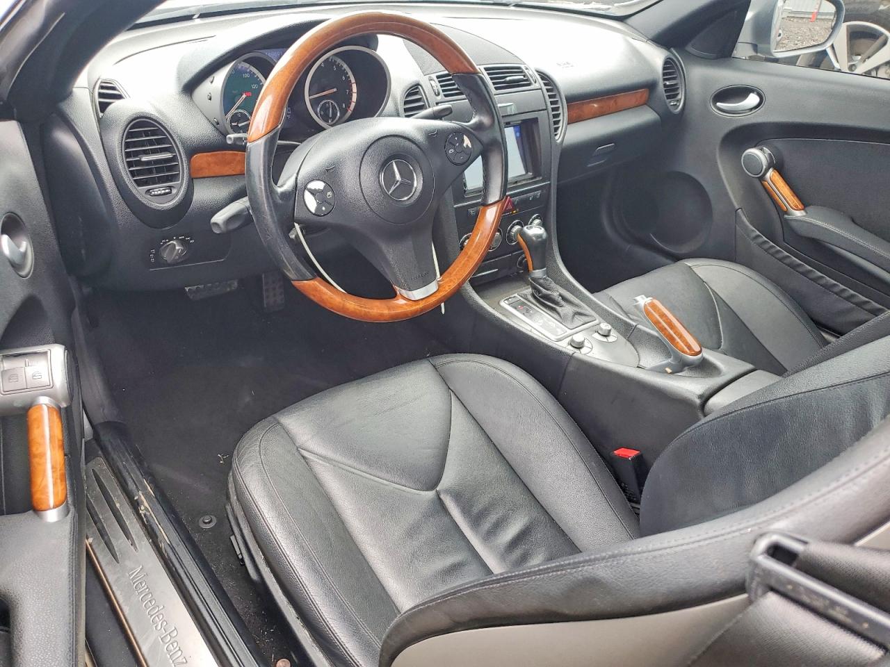 2010 Mercedes-benz Slk 300 Silver vin: WDBWK5EA5AF226244