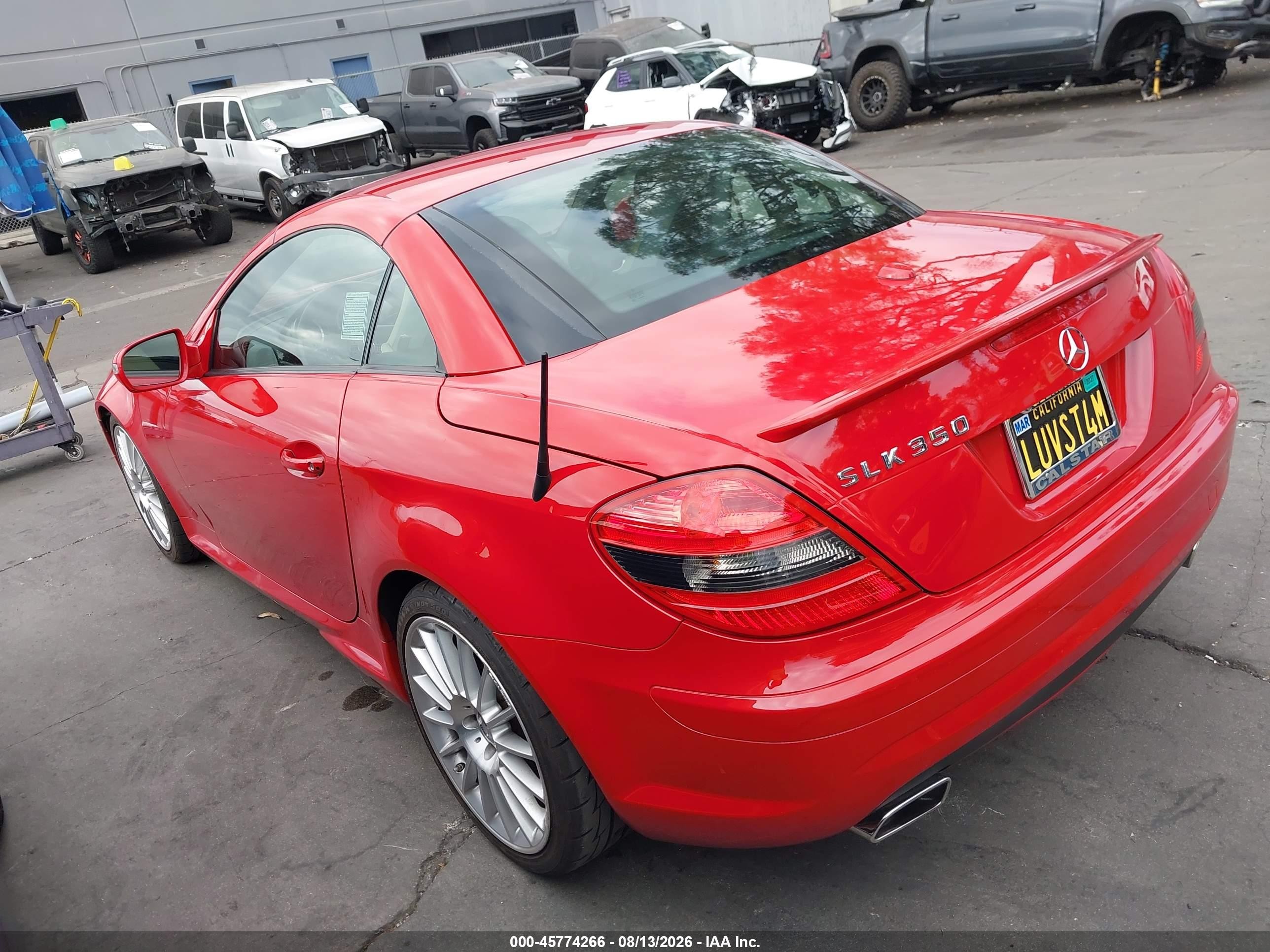 2010 Mercedes-benz Slk 350   Red vin: WDBWK5JA3AF230881