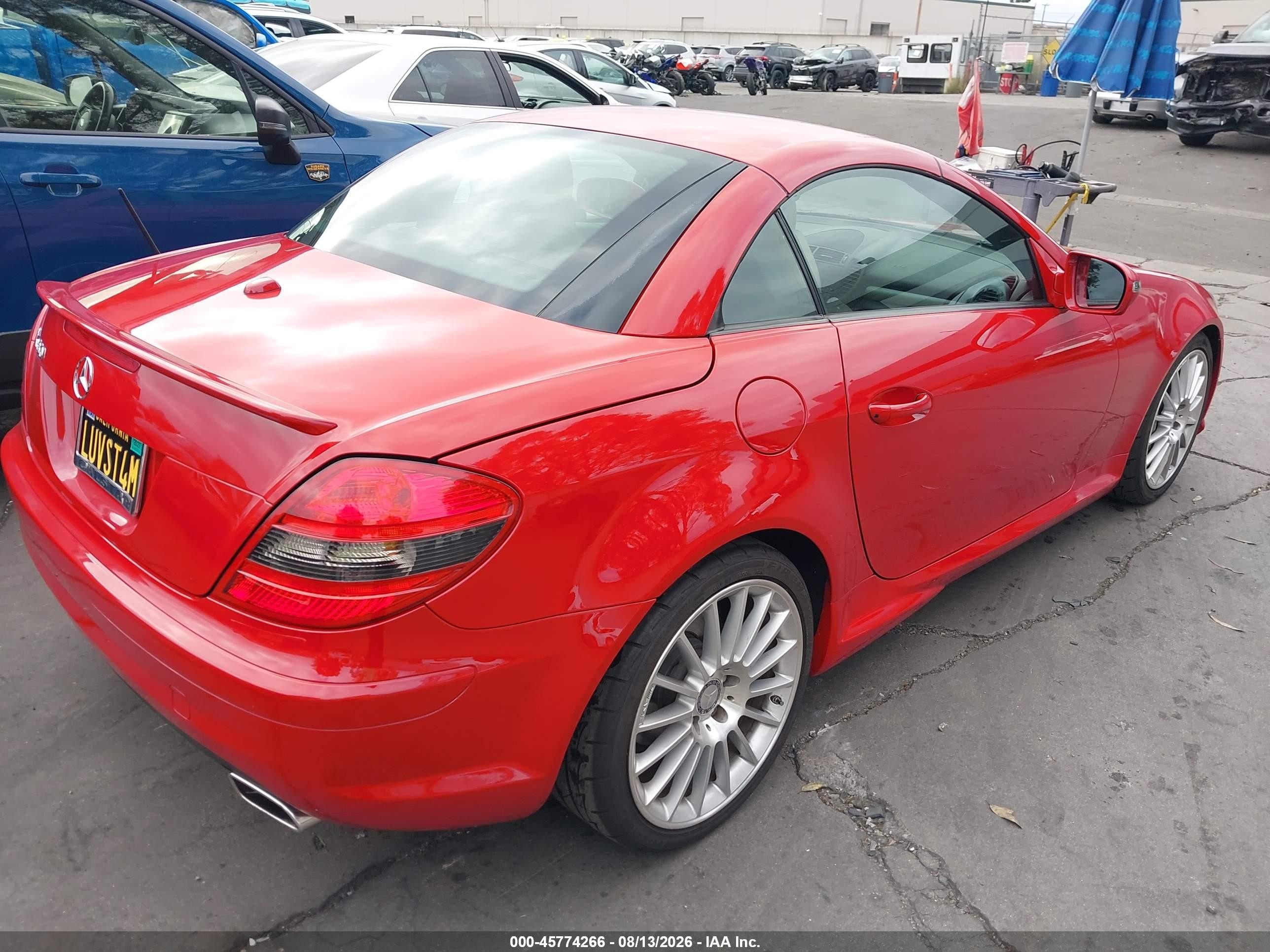 2010 Mercedes-benz Slk 350   Red vin: WDBWK5JA3AF230881
