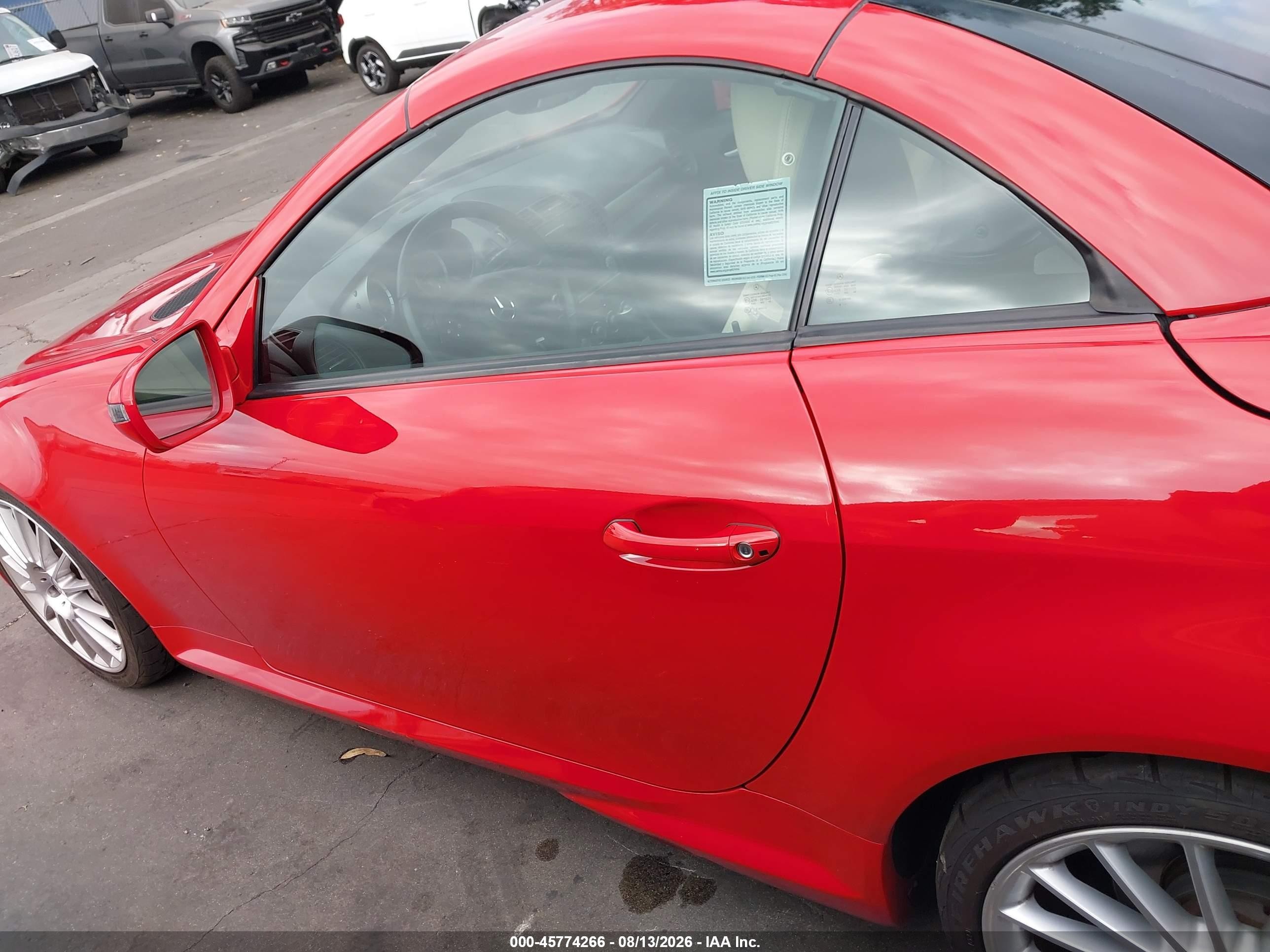 2010 Mercedes-benz Slk 350   Red vin: WDBWK5JA3AF230881