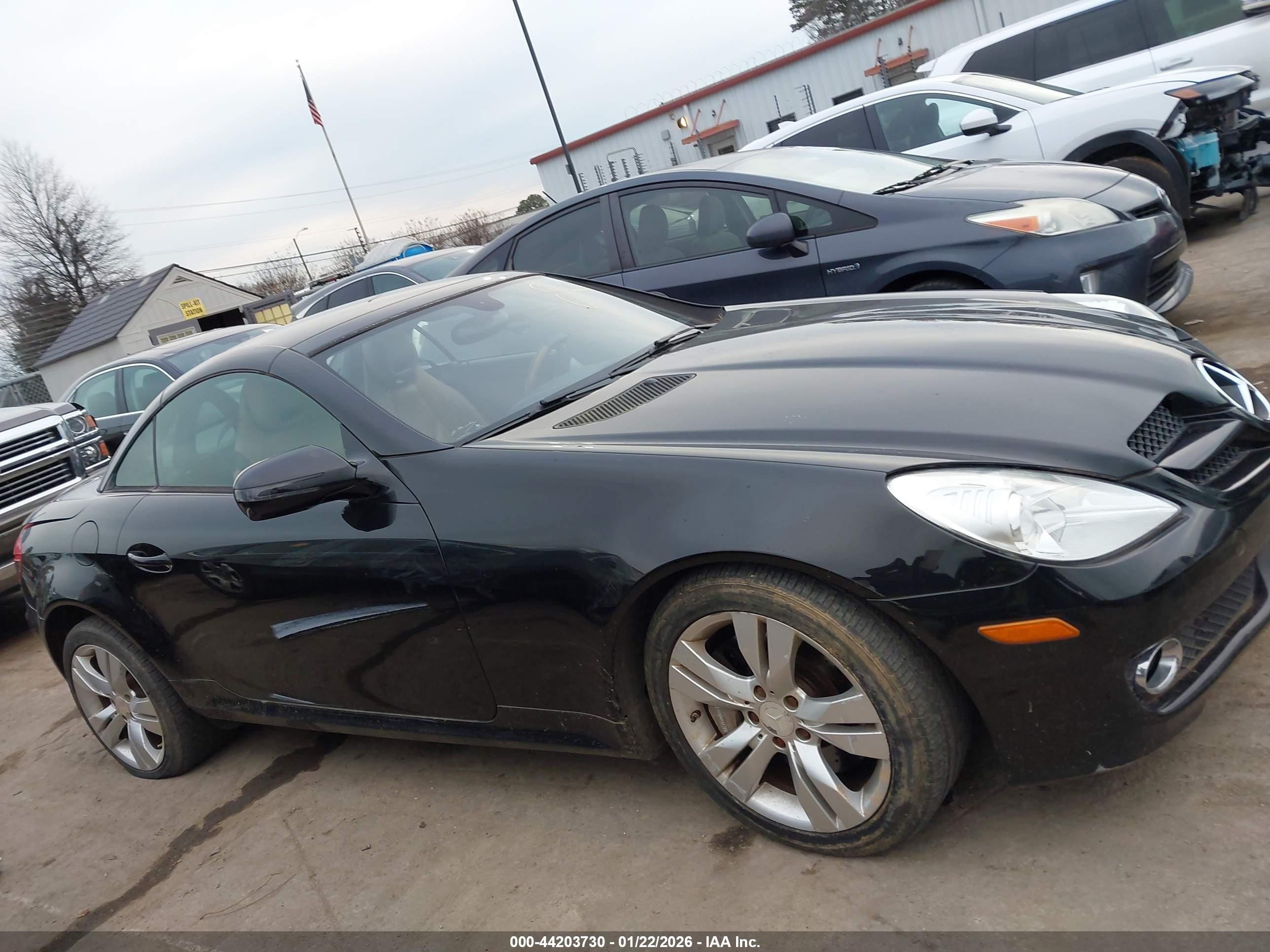 2010 Mercedes-benz Slk 350   Black vin: WDBWK5JA8AF232593