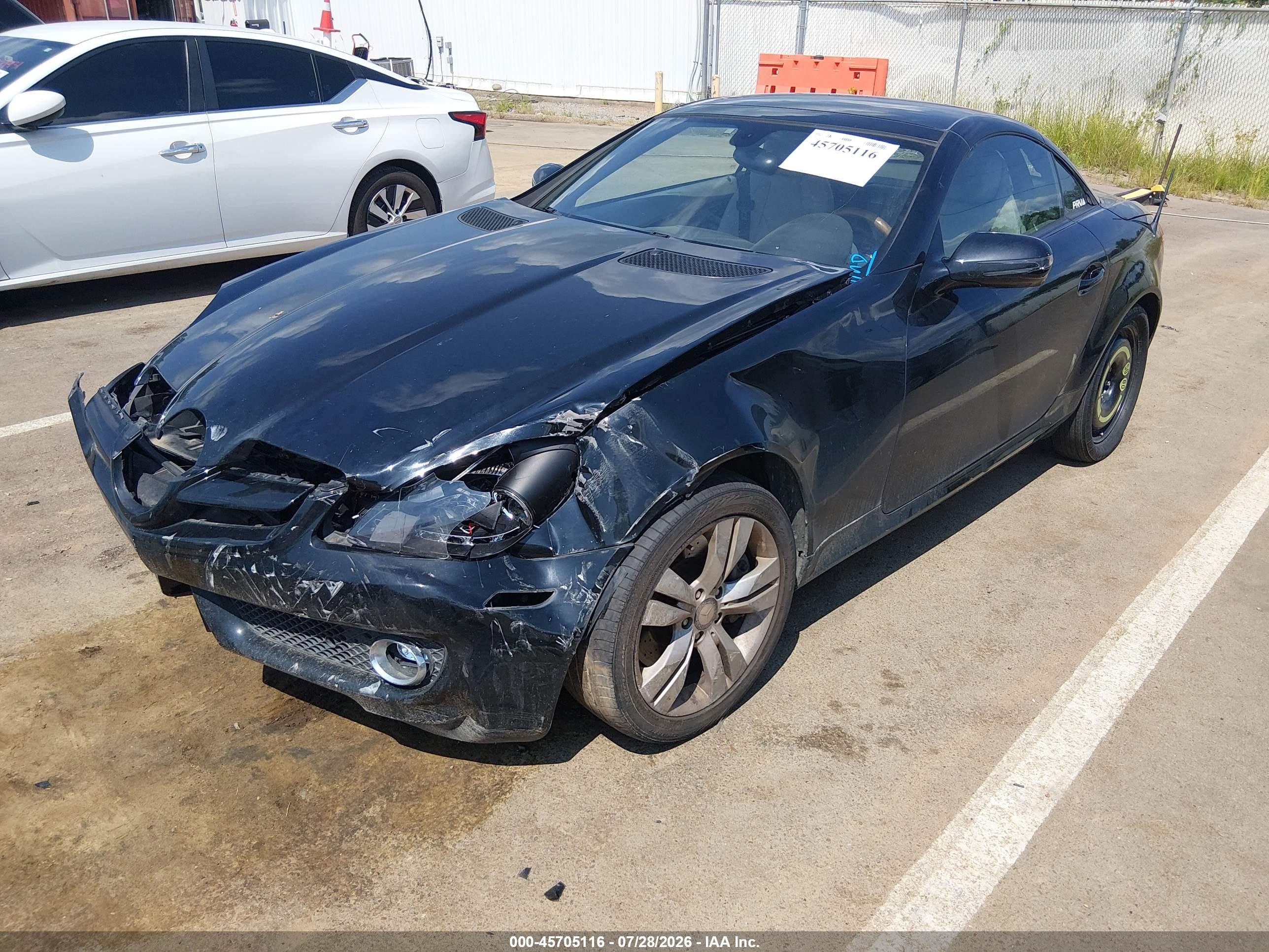 2010 Mercedes-benz Slk 350   Black vin: WDBWK5JA9AF227189