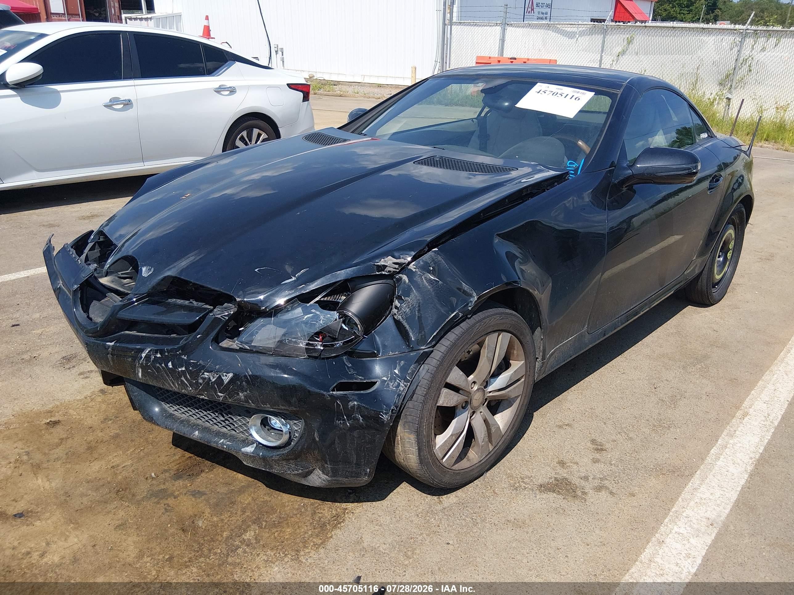 2010 Mercedes-benz Slk 350   Black vin: WDBWK5JA9AF227189