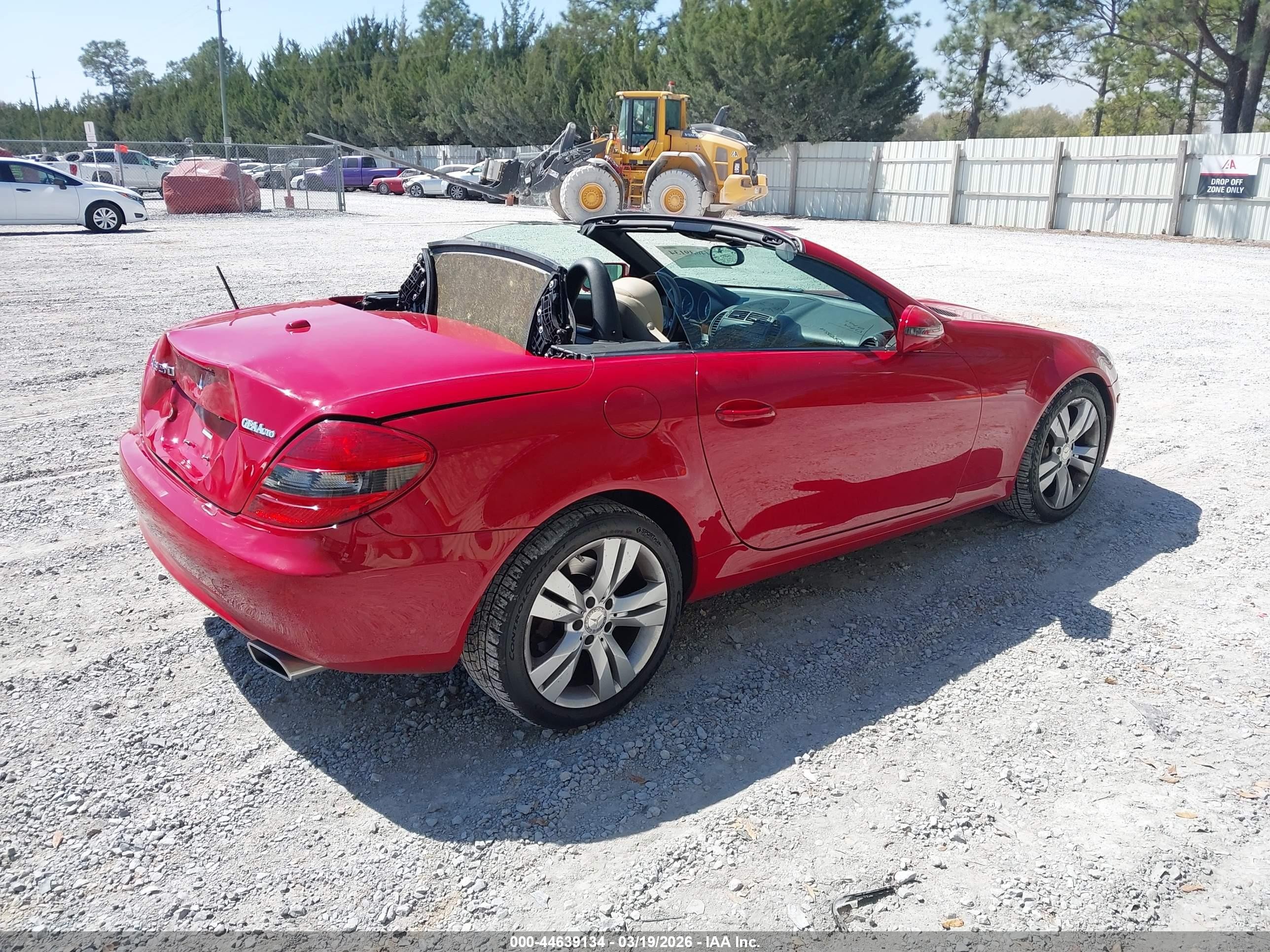 2010 Mercedes-benz Slk 350   Red vin: WDBWK5JA9AF233705