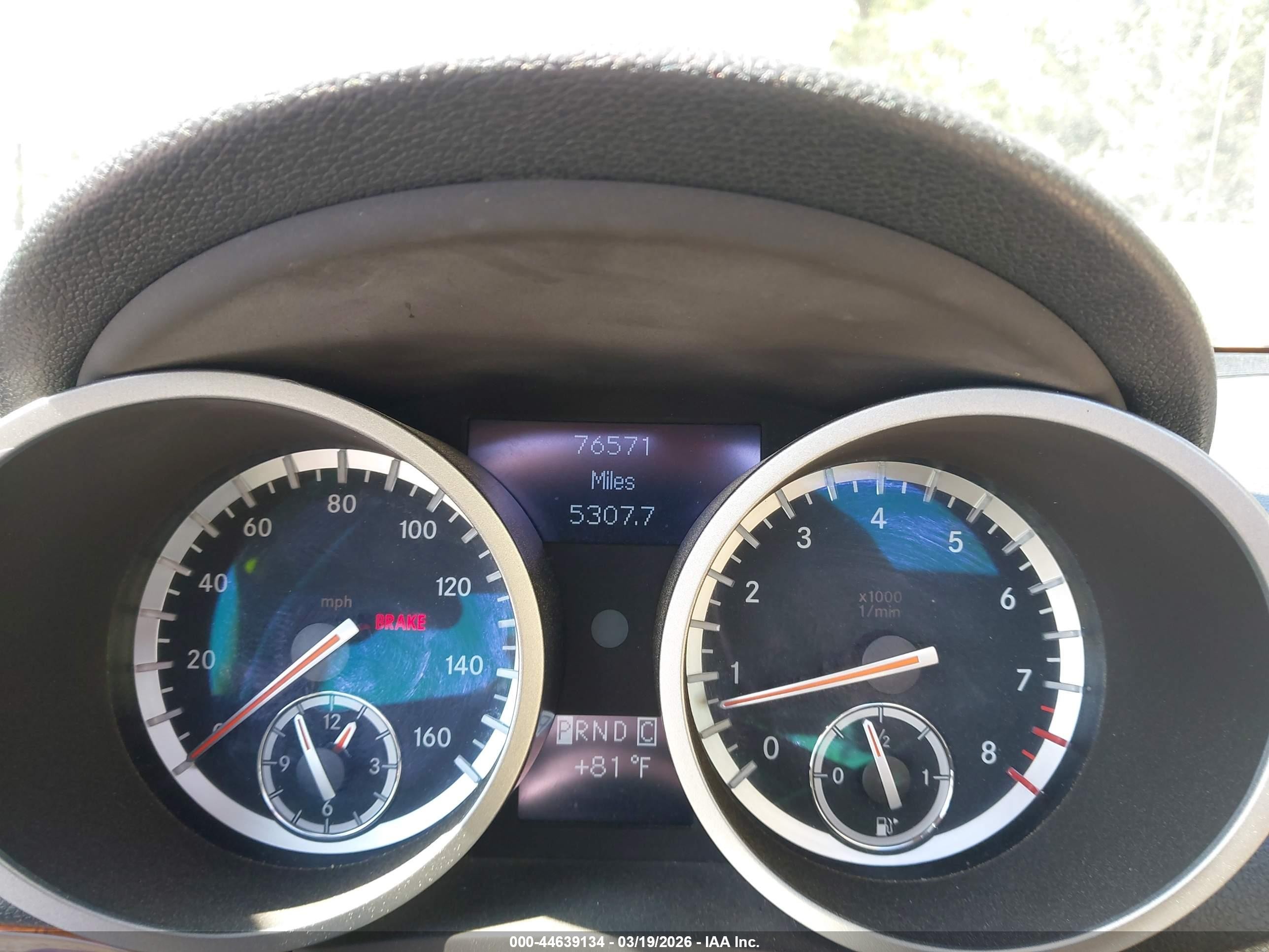 2010 Mercedes-benz Slk 350   Red vin: WDBWK5JA9AF233705