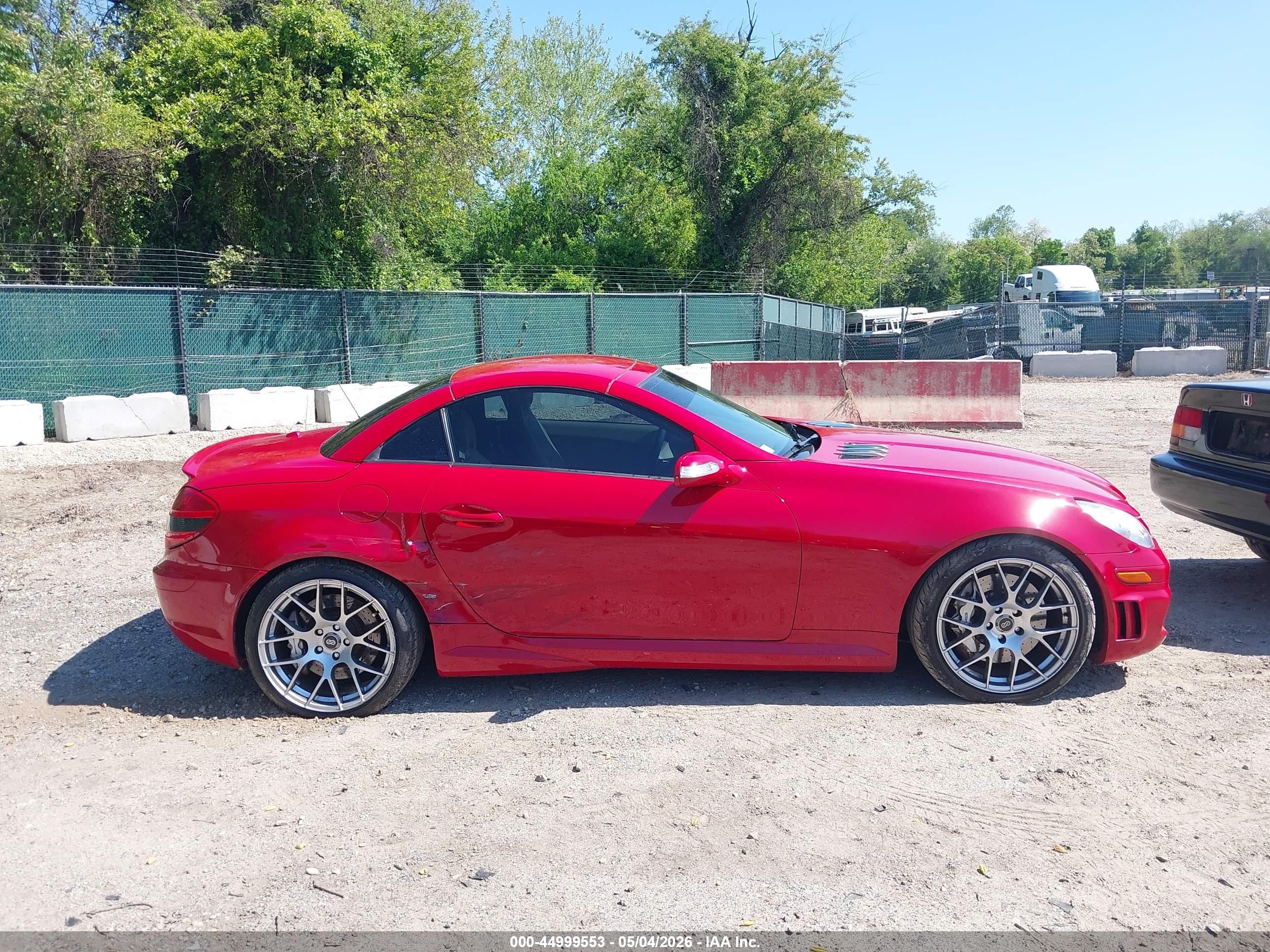 2006 Mercedes-benz Slk 55 Amg   Red vin: WDBWK73F36F083909