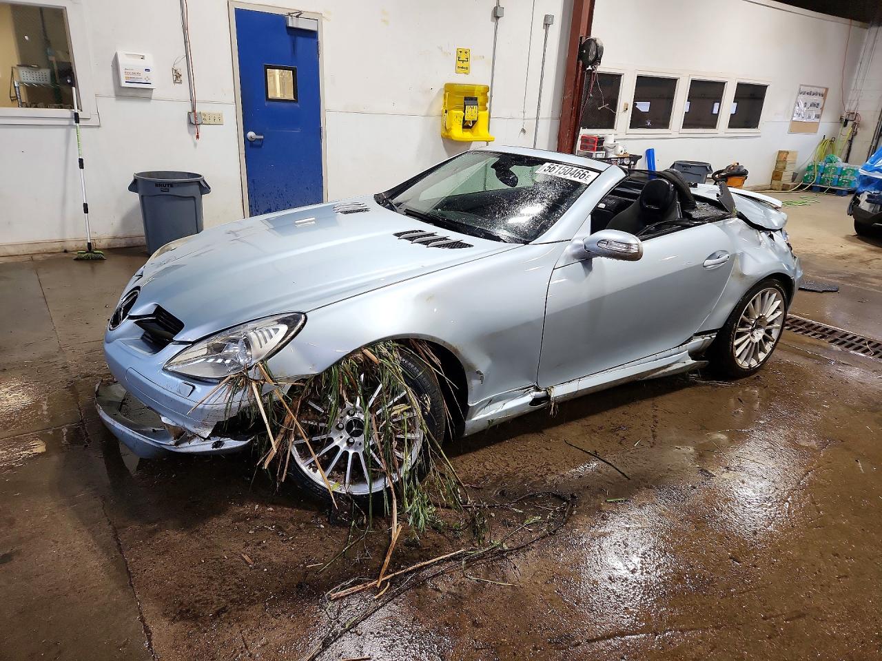 2005 Mercedes-benz Slk 55 Amg Blue vin: WDBWK73F55F060081
