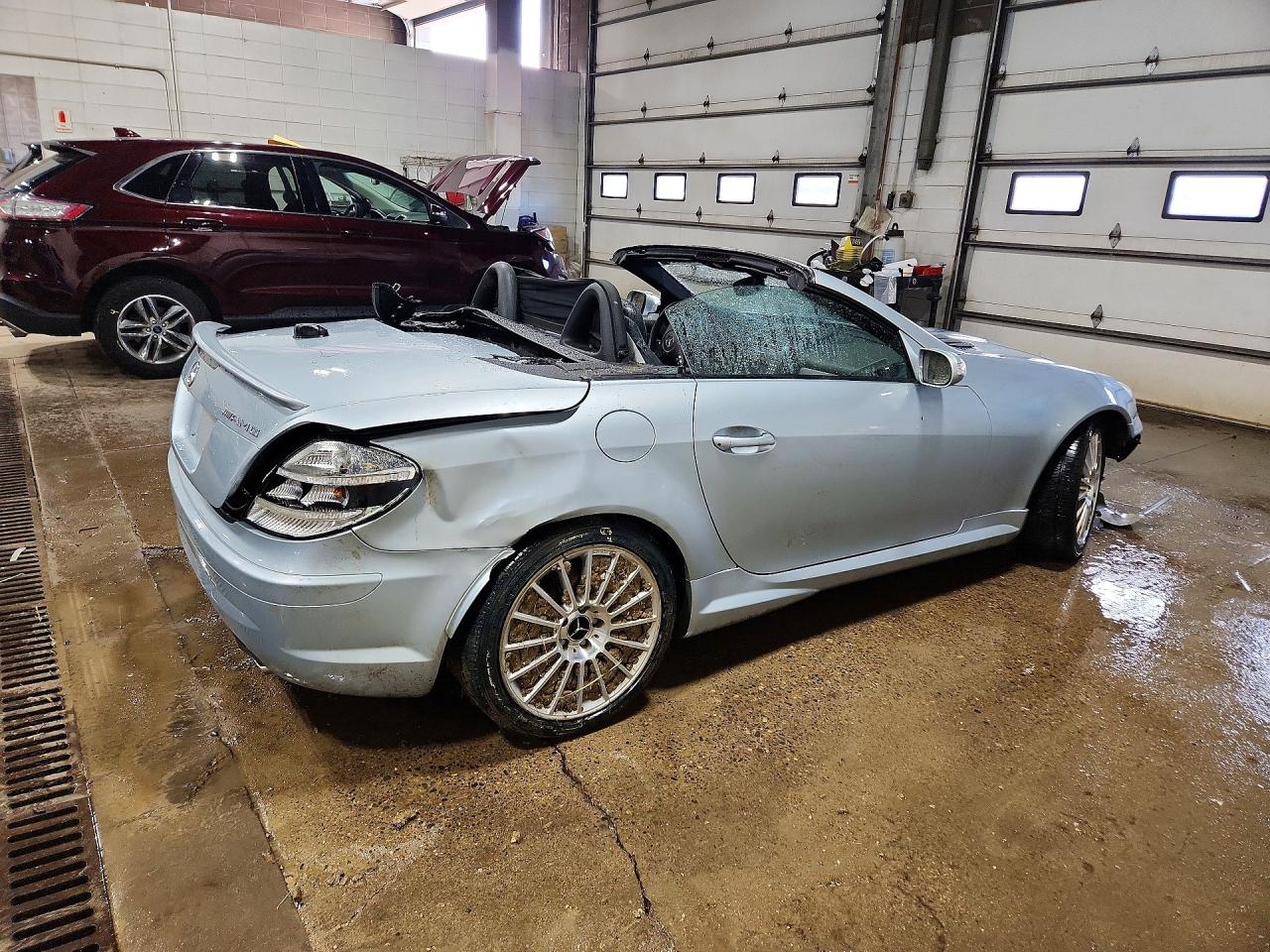2005 Mercedes-benz Slk 55 Amg Blue vin: WDBWK73F55F060081
