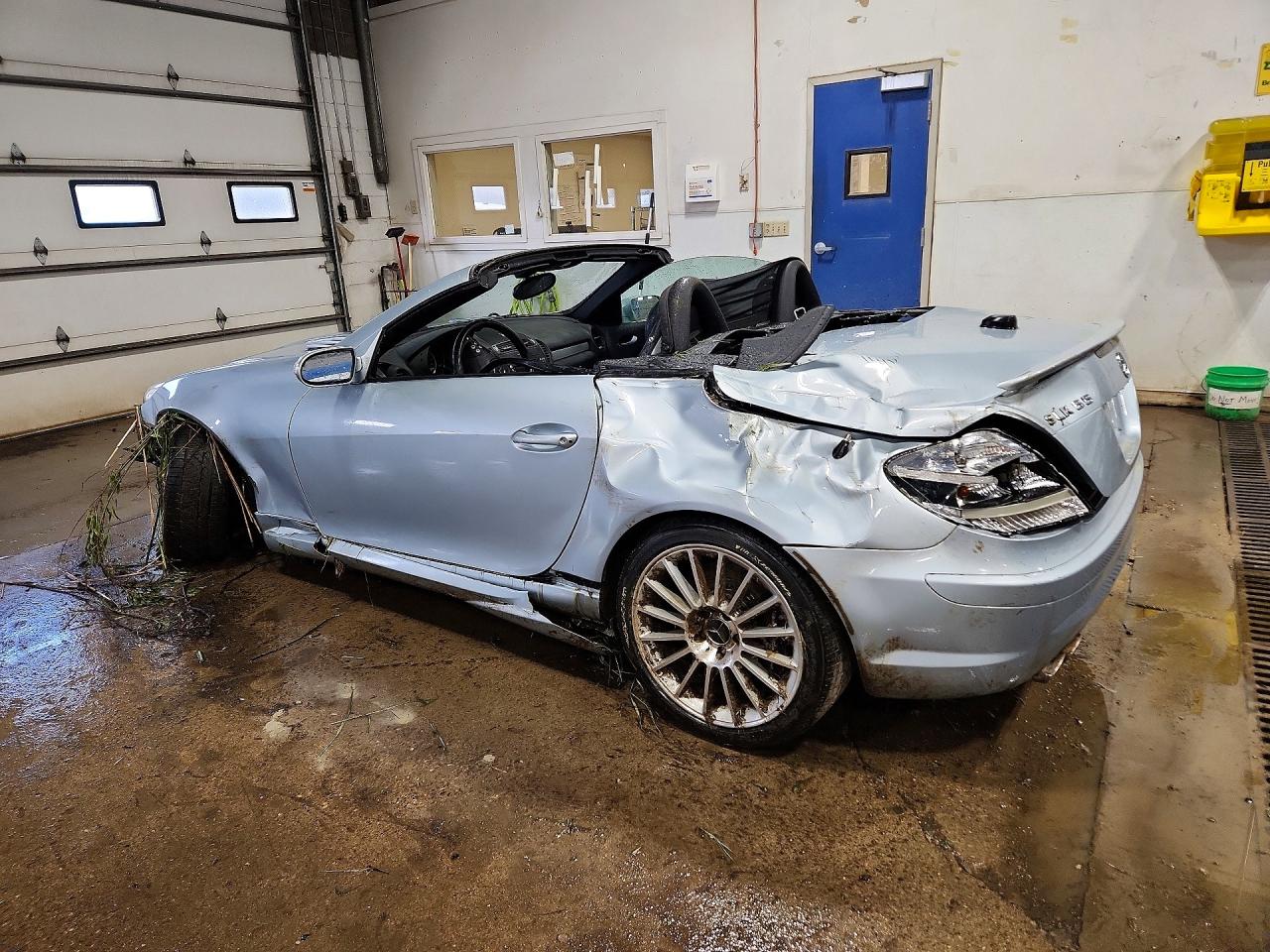 2005 Mercedes-benz Slk 55 Amg Blue vin: WDBWK73F55F060081