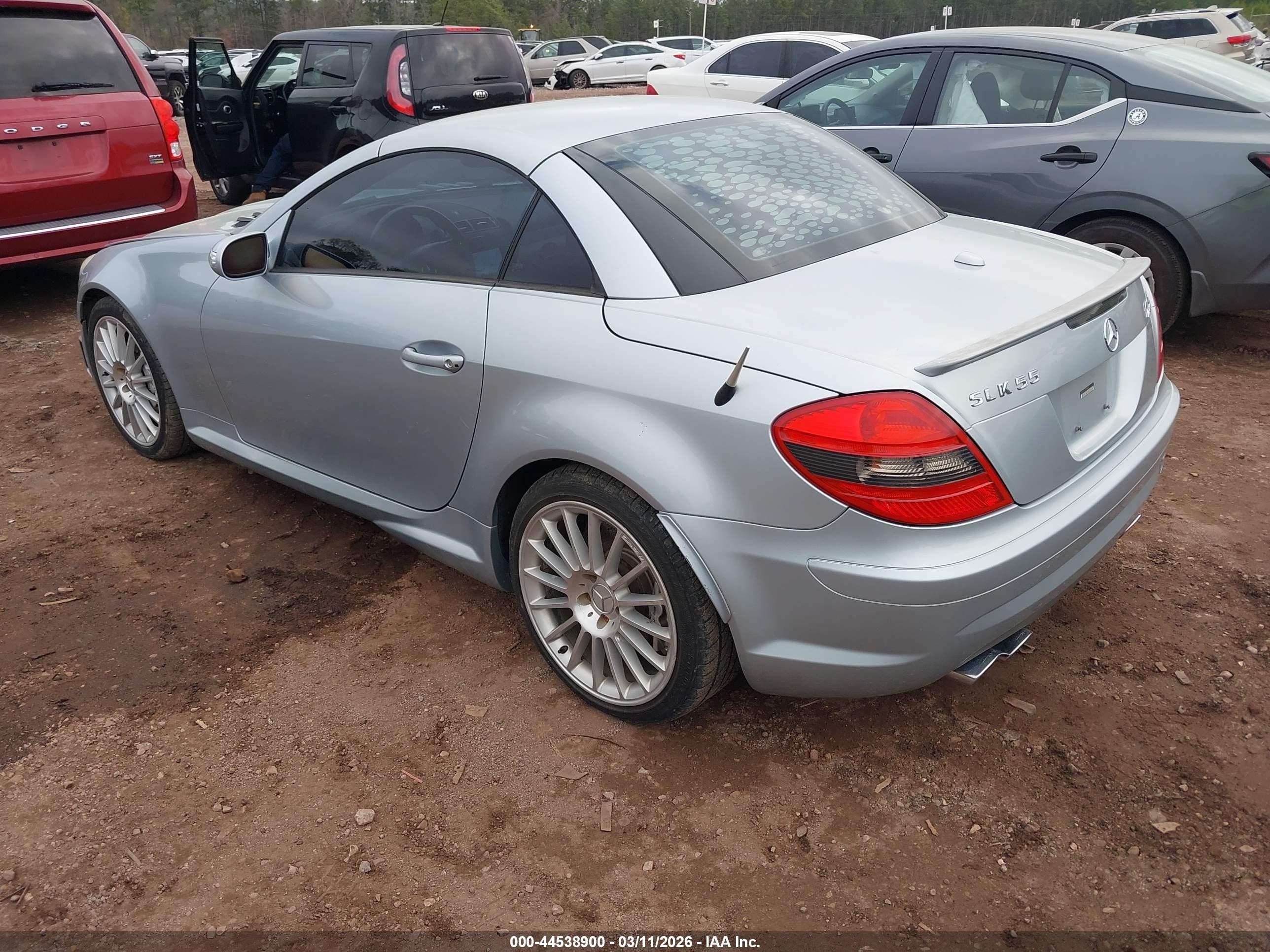 2006 Mercedes-benz Slk 55 Amg   Silver vin: WDBWK73F66F080647