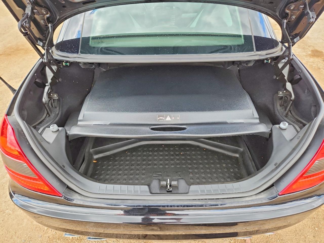 2005 Mercedes-benz Slk 55 Amg Black vin: WDBWK73FX5F075000