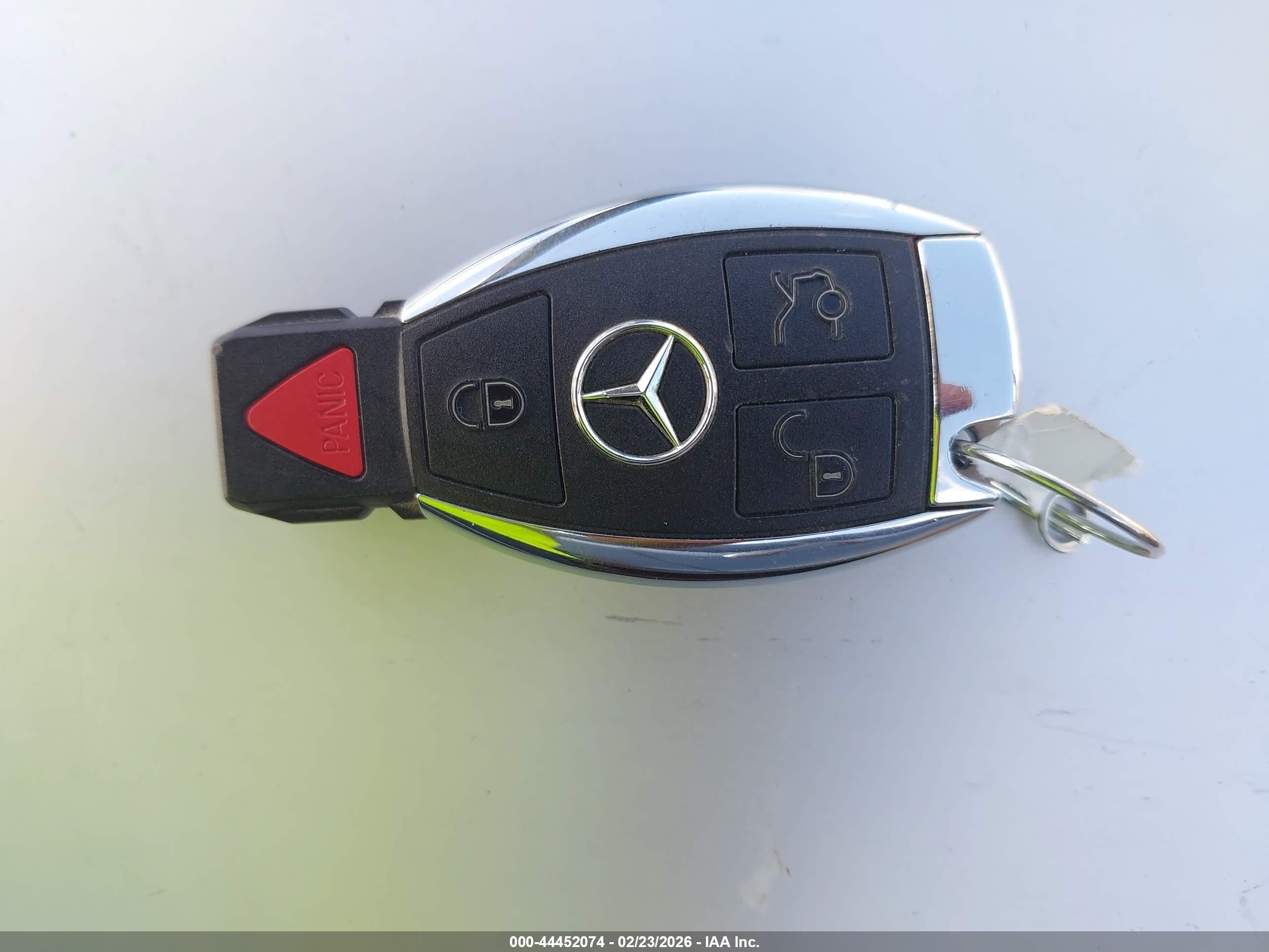 2018 Mercedes-benz Glc 300 Gray vin: WDC0G4JB3JV028621