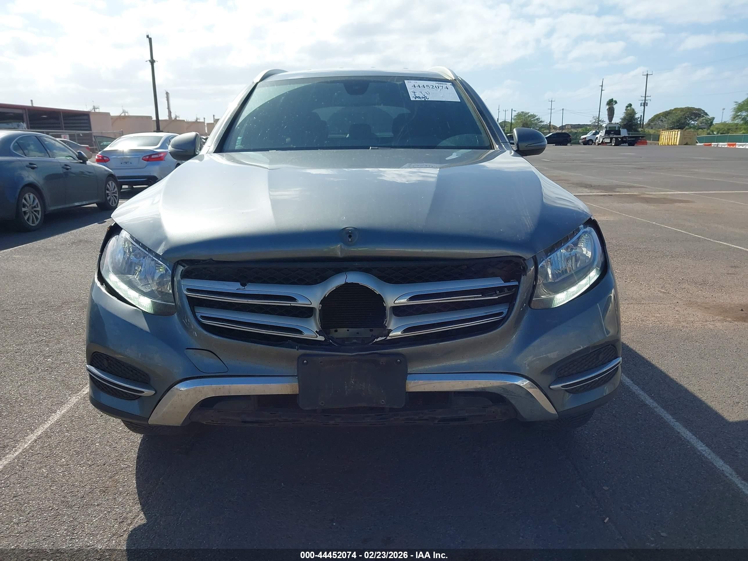 2018 Mercedes-benz Glc 300 Gray vin: WDC0G4JB3JV028621