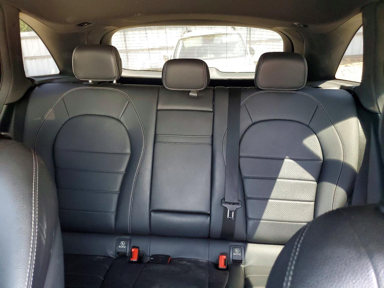 2017 Mercedes-benz Glc 300 Gray vin: WDC0G4JB5HF129356