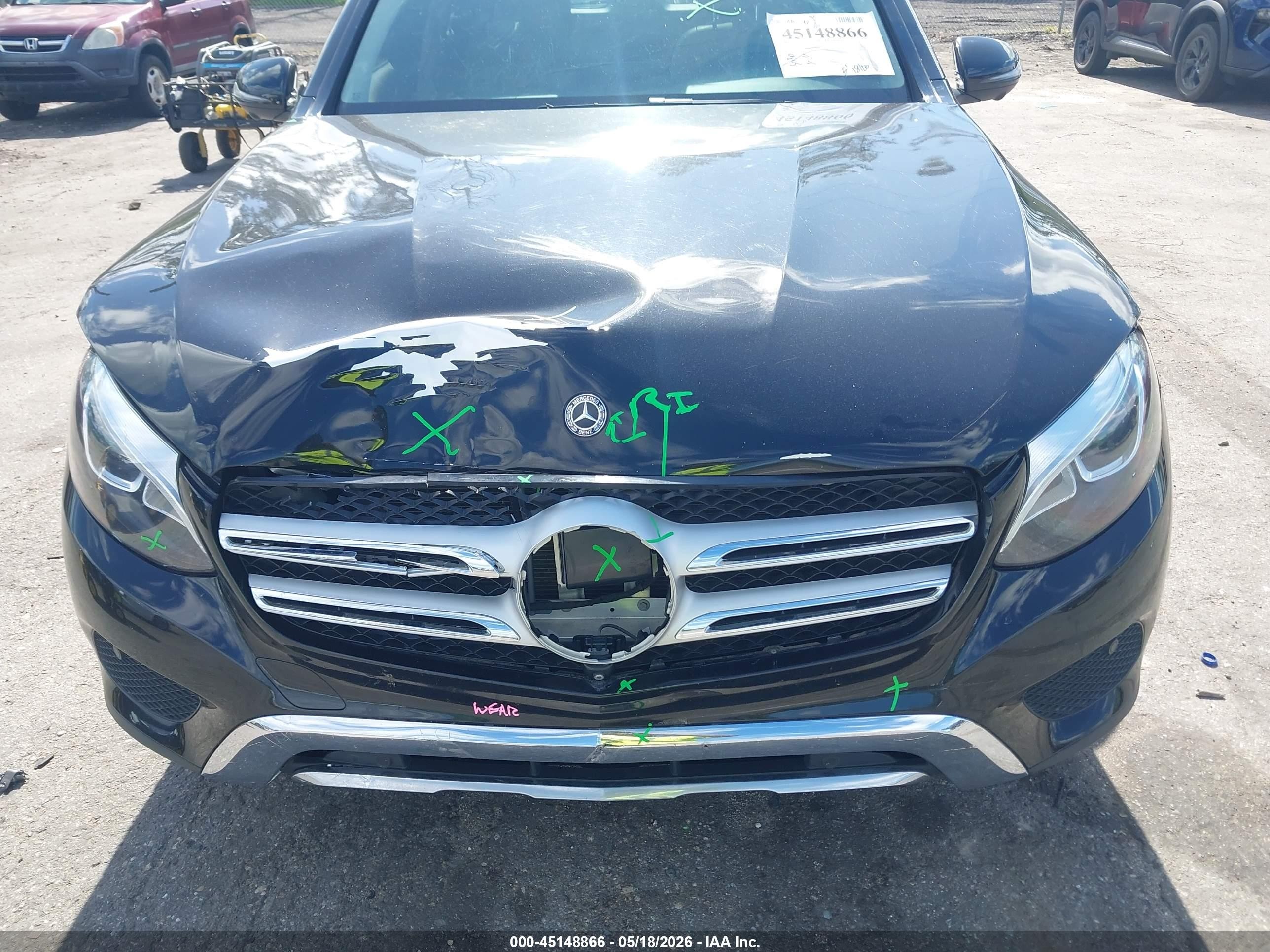 2018 Mercedes-benz Glc 300   Black vin: WDC0G4JB5JF364054