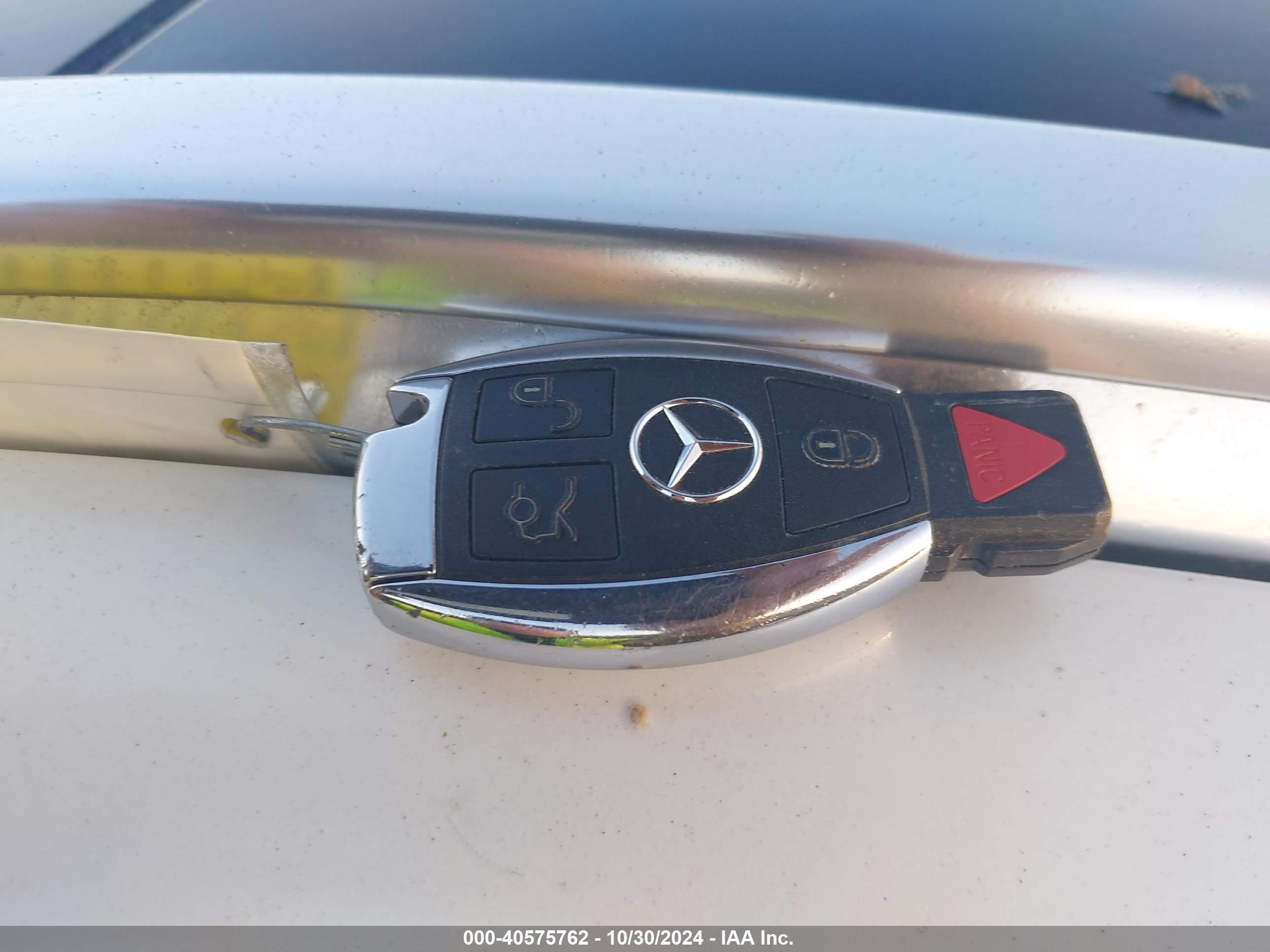 2019 Mercedes-benz Glc 300   White vin: WDC0G4JB5KF624969