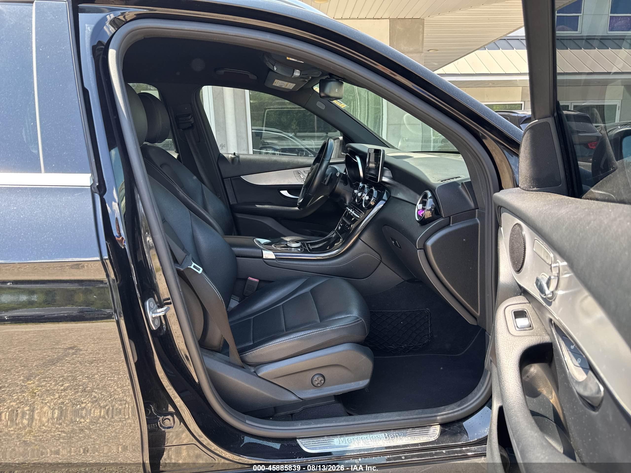 2017 Mercedes-benz Glc 300 Black vin: WDC0G4JB6HF140382