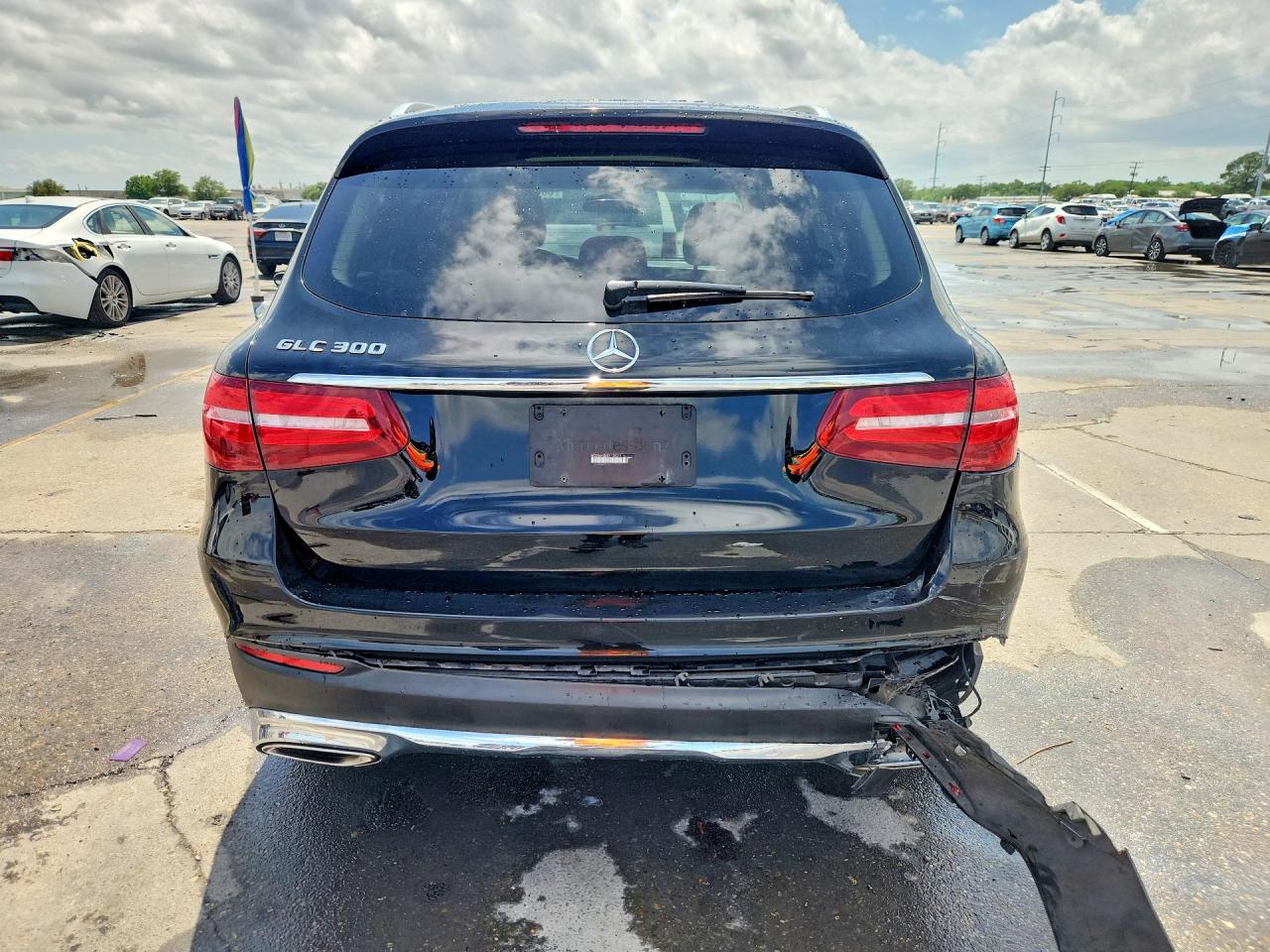 2019 Mercedes-benz Glc 300 Black vin: WDC0G4JB6KV134319