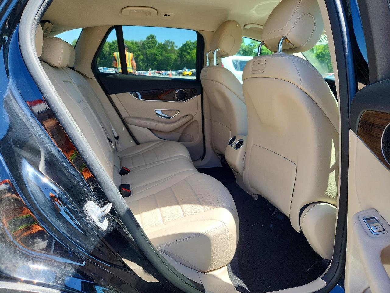 2019 Mercedes-benz Glc Black vin: WDC0G4JB6KV145255
