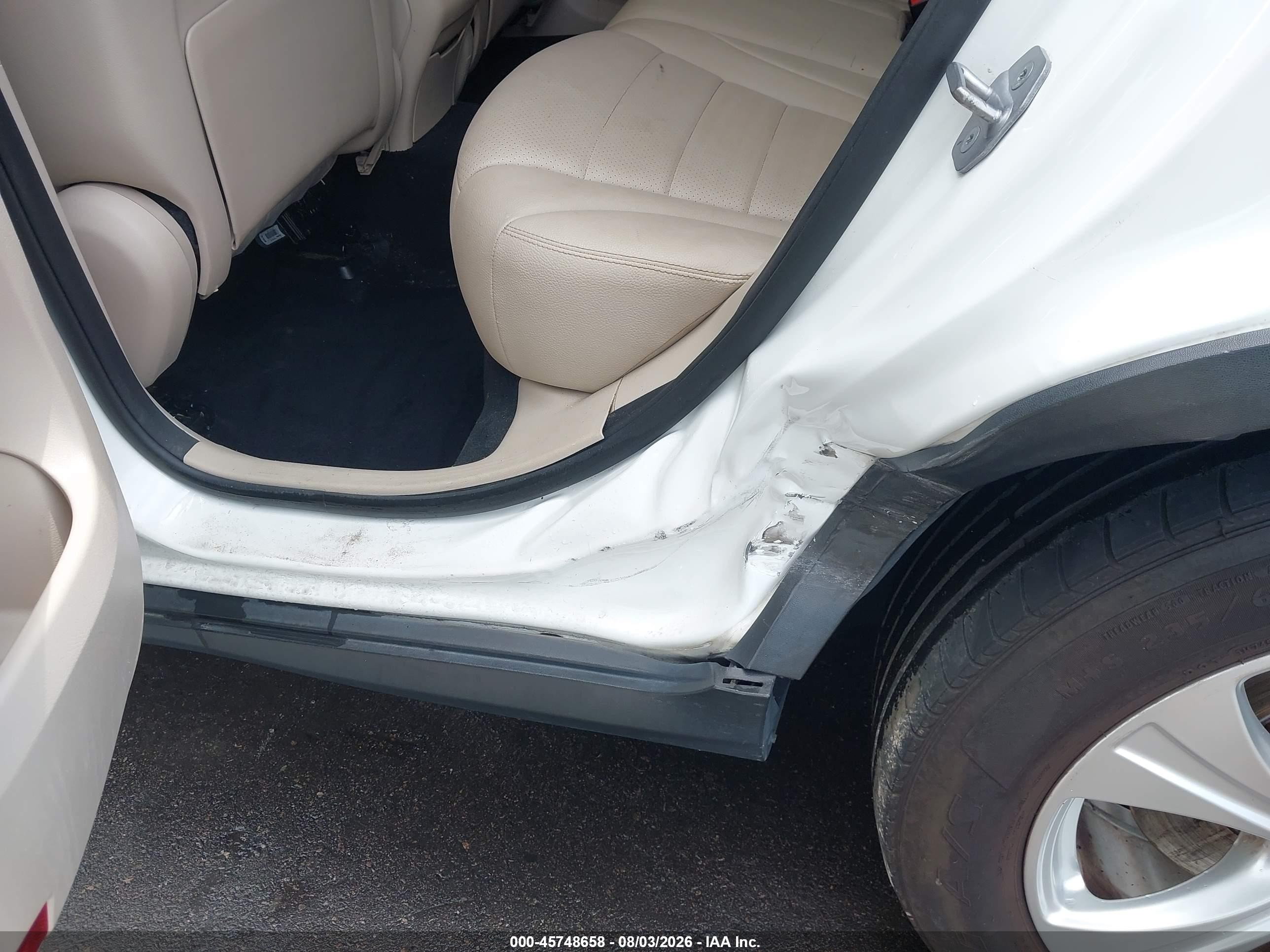 2018 Mercedes-benz Glc 300 White vin: WDC0G4JB7JV079474