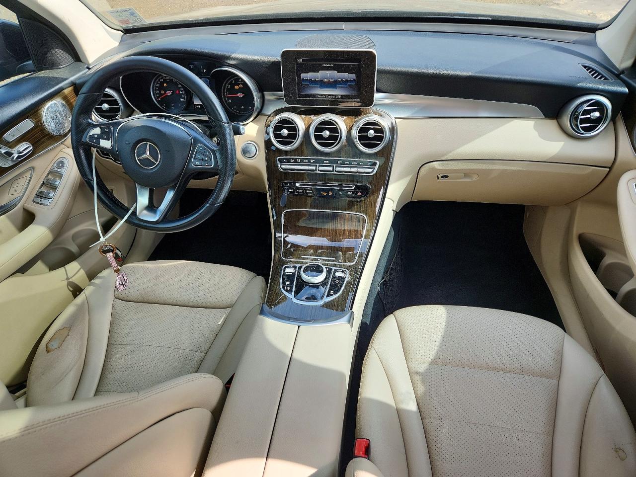 2019 Mercedes-benz Glc 300 Black vin: WDC0G4JB8KV139876