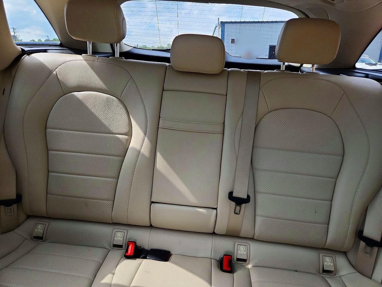 2019 Mercedes-benz Glc 300 Black vin: WDC0G4JB8KV139876