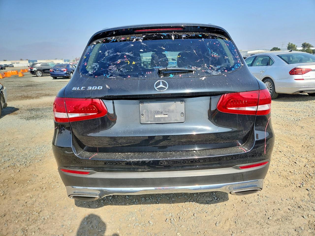2016 Mercedes-benz Glc 300 Black vin: WDC0G4JBXGF070089