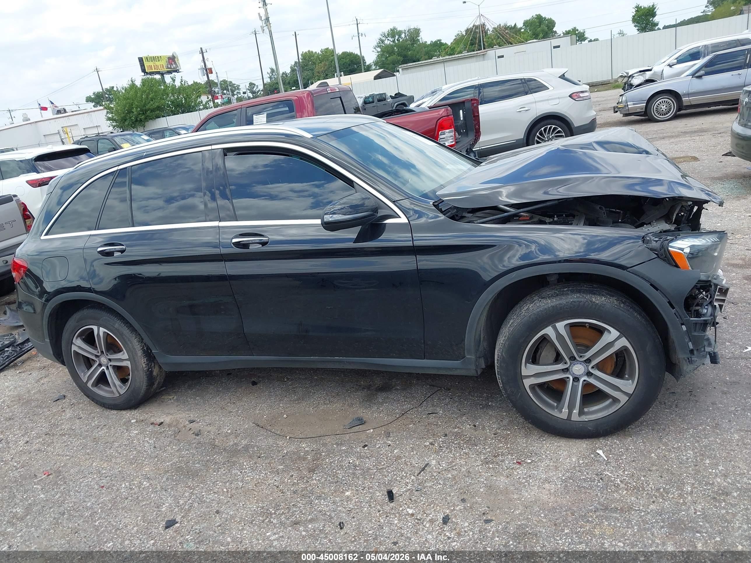2017 Mercedes-benz Glc 300   Black vin: WDC0G4JBXHF139929
