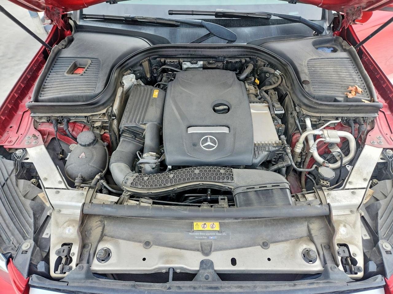 2019 Mercedes-benz Glc 300 Red vin: WDC0G4JBXKF572819