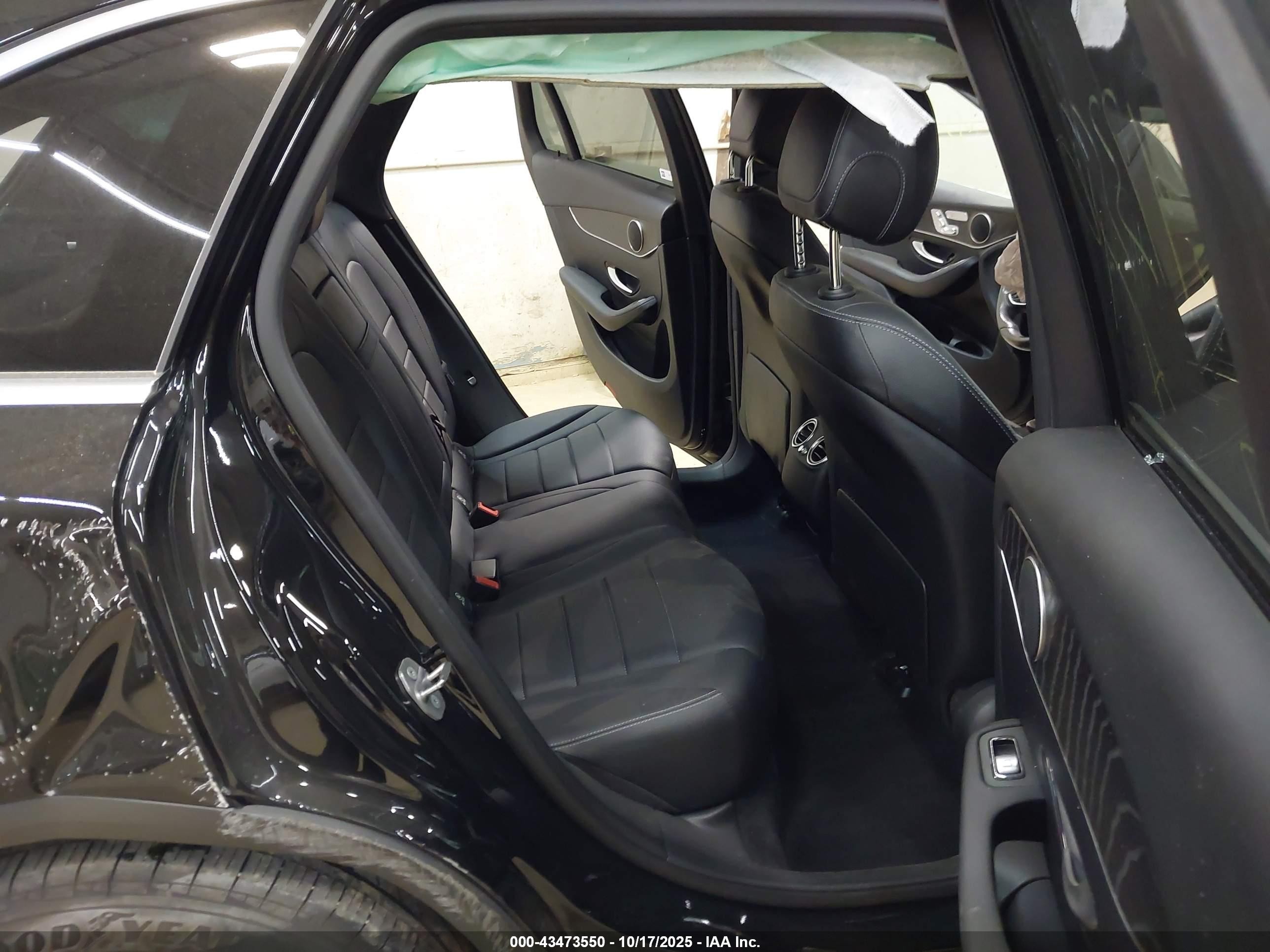 2017 Mercedes-benz Glc 300 4matic Black vin: WDC0G4KB0HF126900