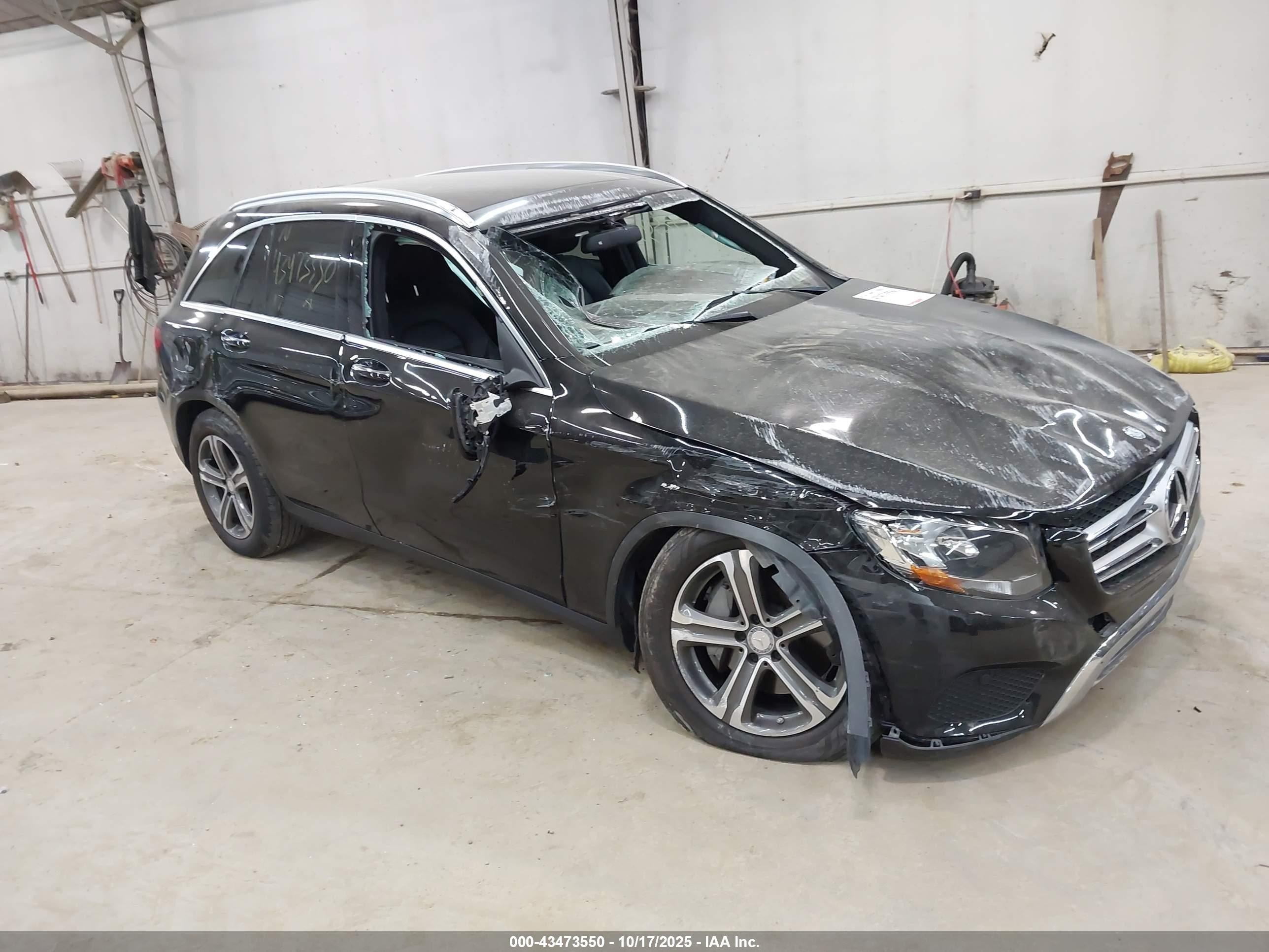2017 Mercedes-benz Glc 300 4matic Black vin: WDC0G4KB0HF126900