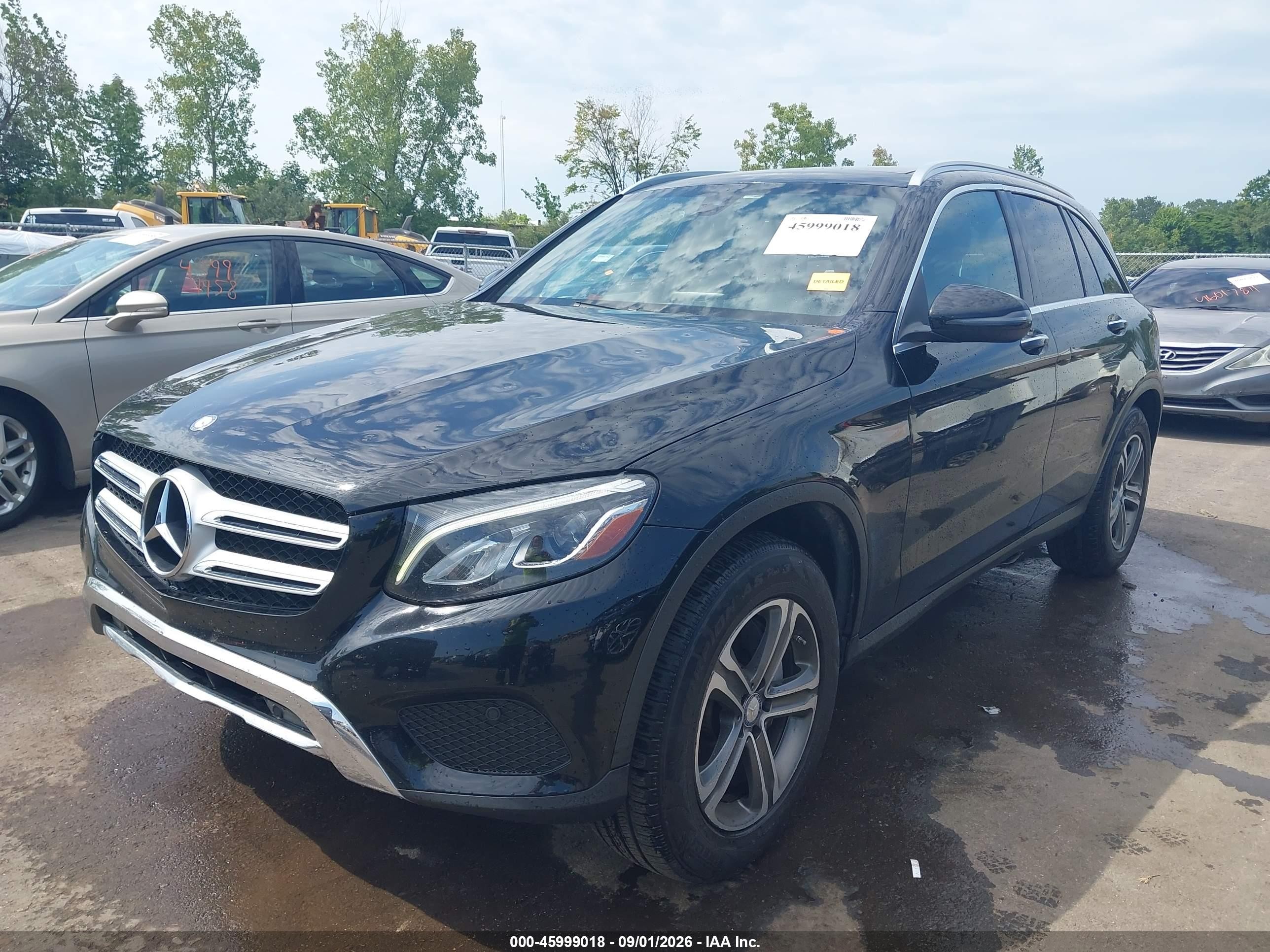 2017 Mercedes-benz Glc 300 4matic Черный vin: WDC0G4KB1HF133953