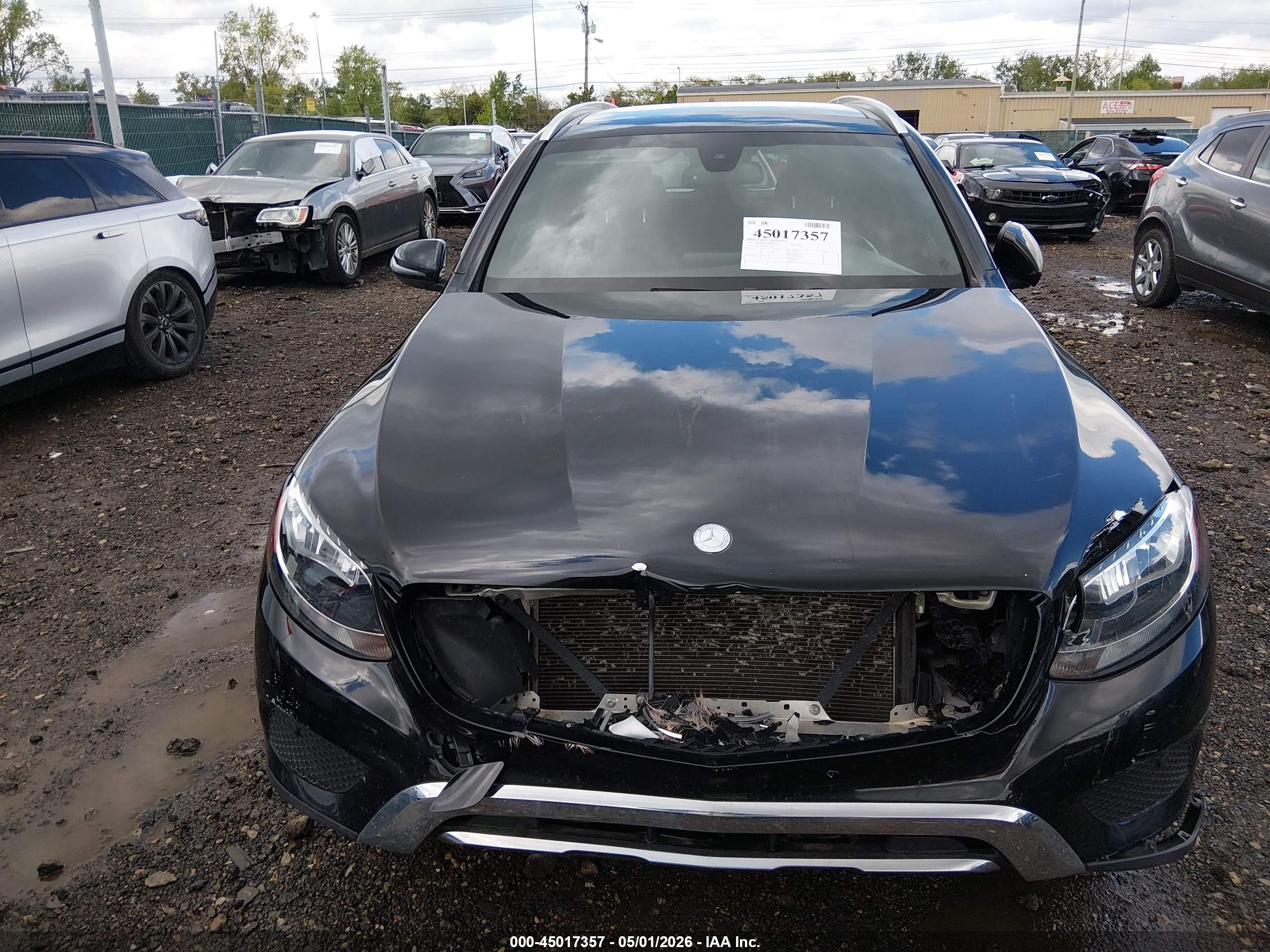 2017 Mercedes-benz Glc 300 4matic Black vin: WDC0G4KB1HF254322