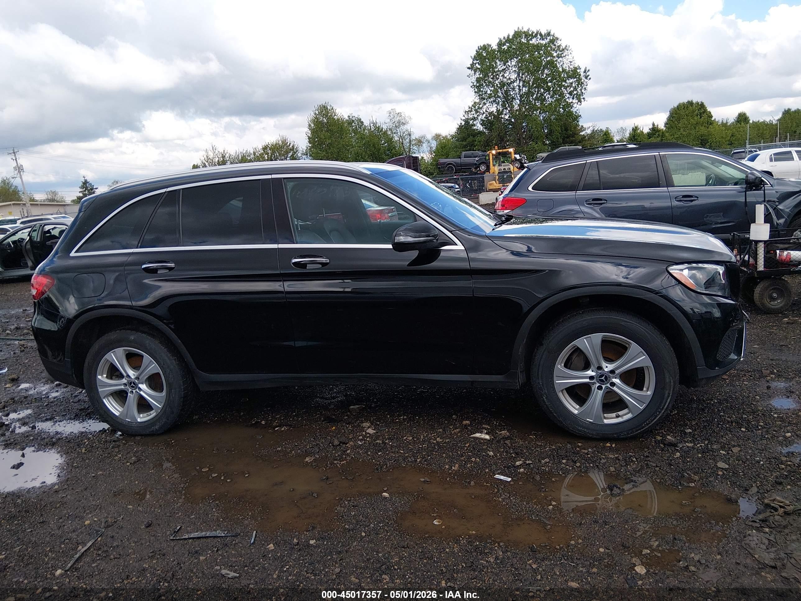 2017 Mercedes-benz Glc 300 4matic Black vin: WDC0G4KB1HF254322
