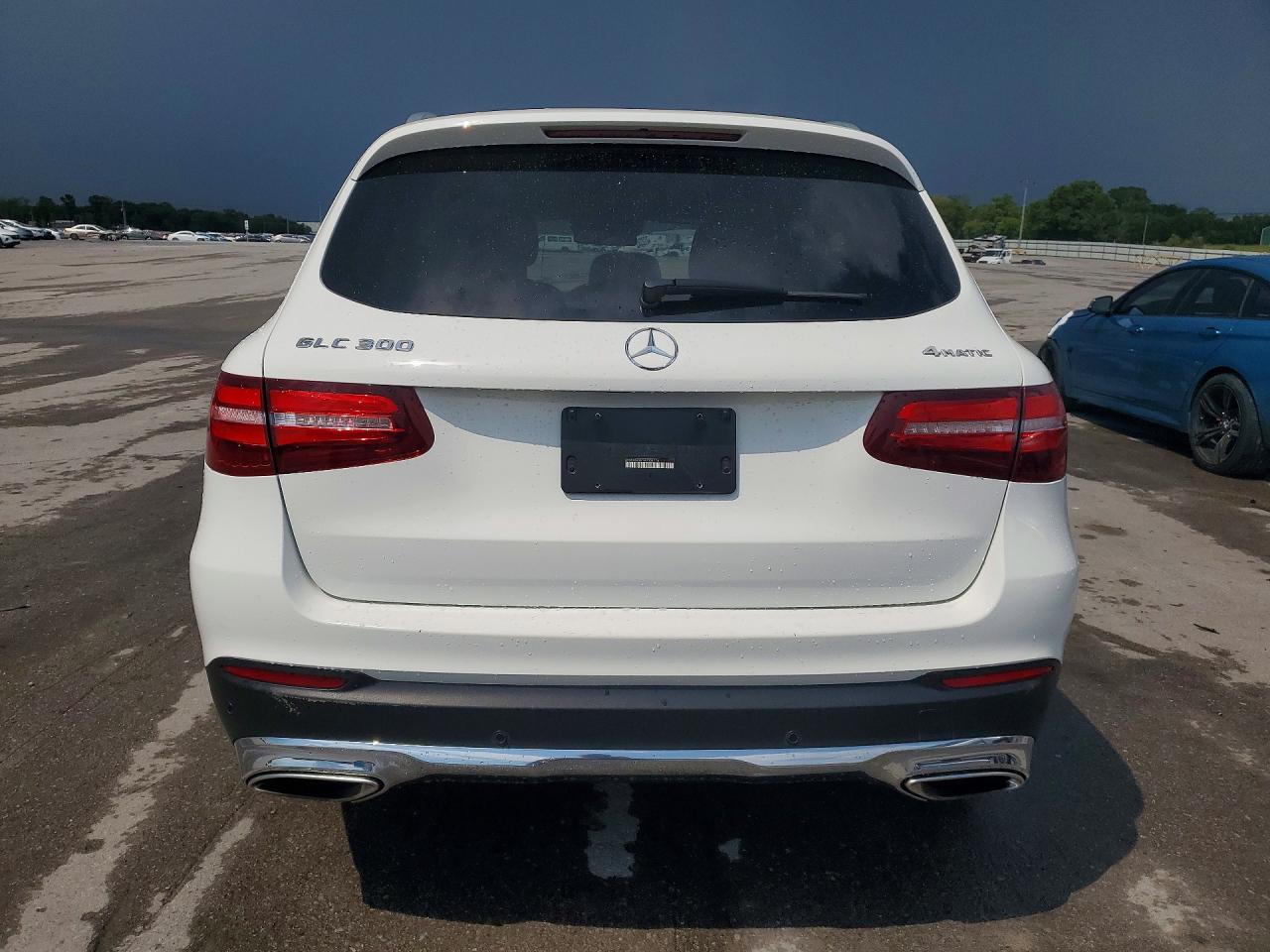 2017 Mercedes-benz Glc 300 4matic Белый vin: WDC0G4KB1HV004715