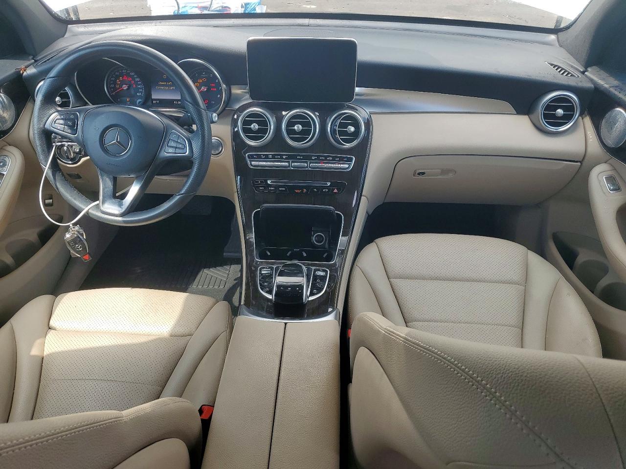 2017 Mercedes-benz Glc 300 4matic Белый vin: WDC0G4KB1HV004715