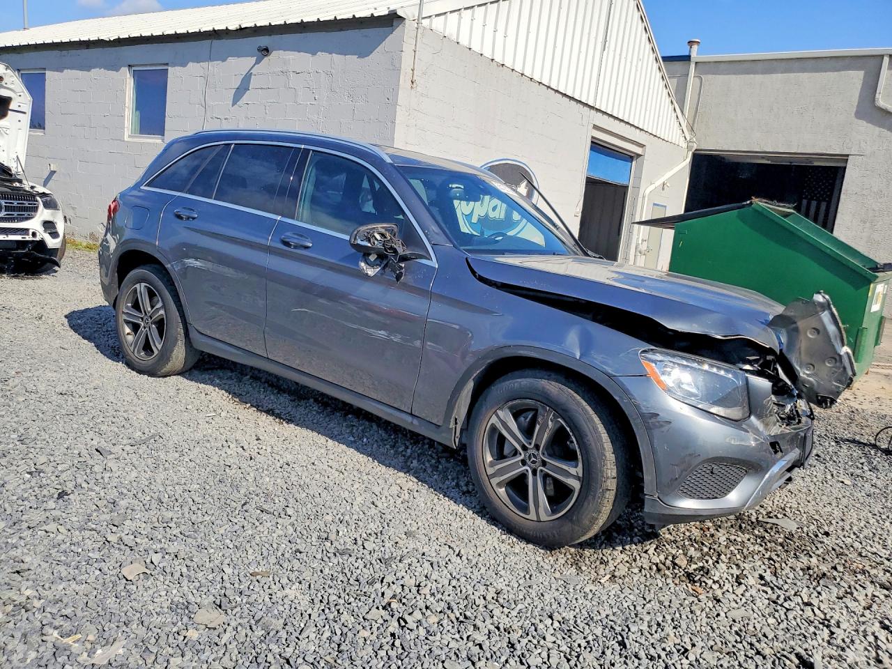 2018 Mercedes-benz Glc 300 4matic Gray vin: WDC0G4KB1JV044184