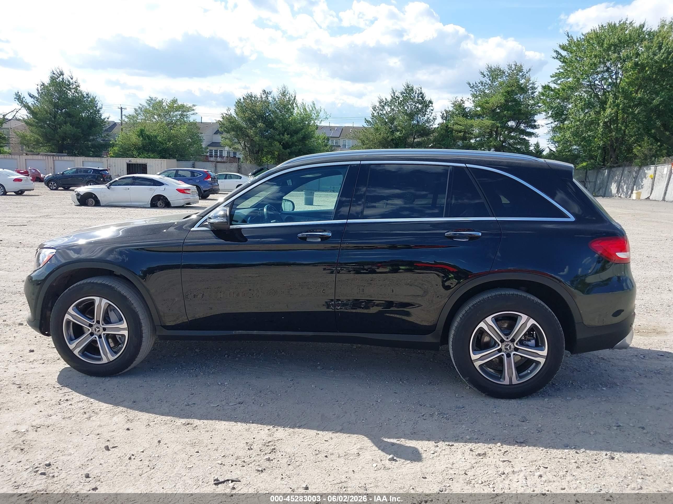 2019 Mercedes-benz Glc 300 4matic Black vin: WDC0G4KB1KV166948