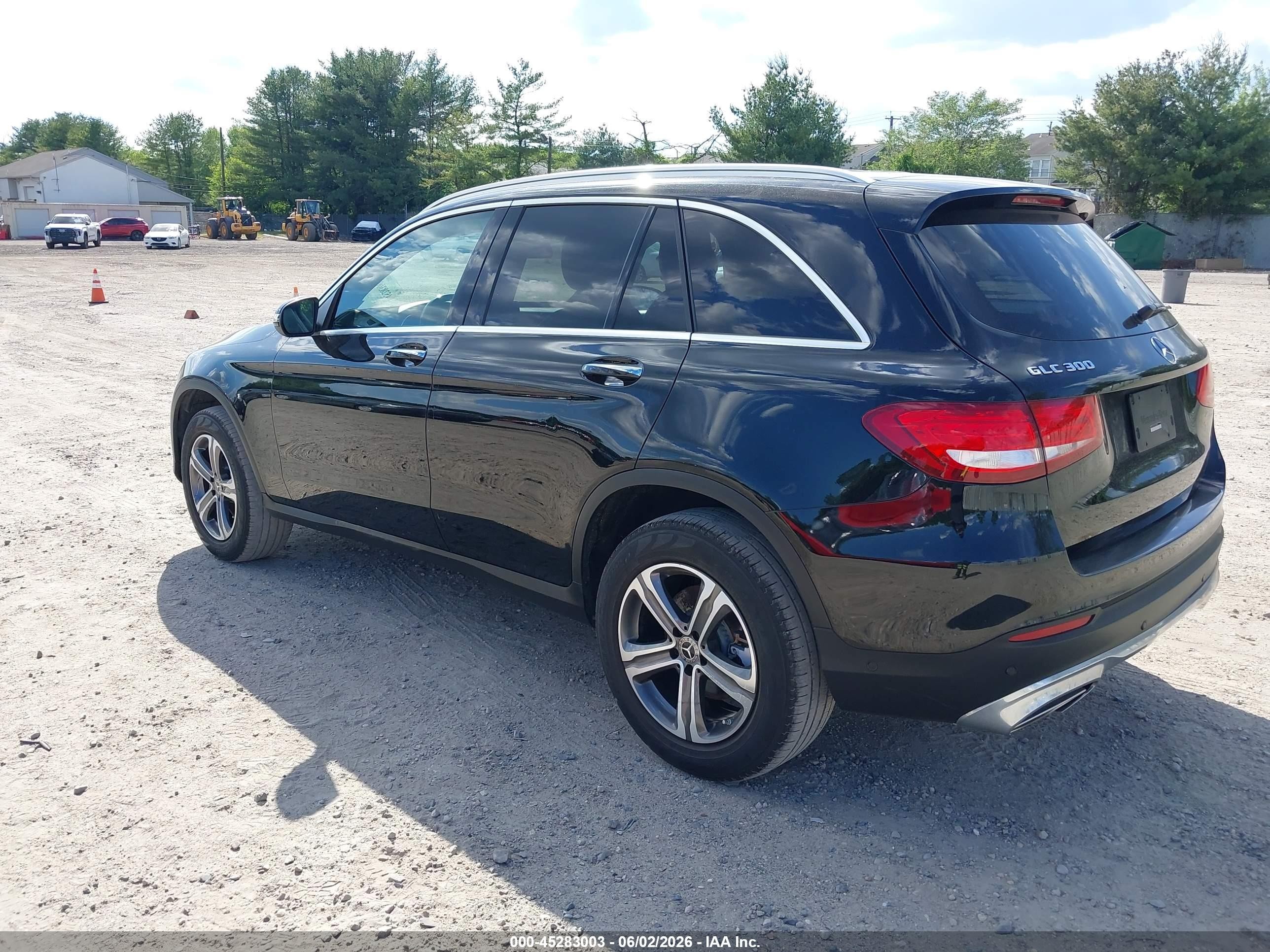 2019 Mercedes-benz Glc 300 4matic Black vin: WDC0G4KB1KV166948