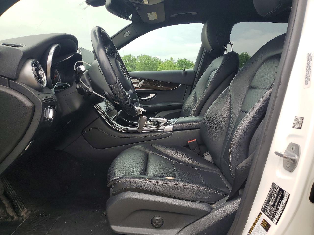 2018 Mercedes-benz Glc 300 4matic White vin: WDC0G4KB2JV055663