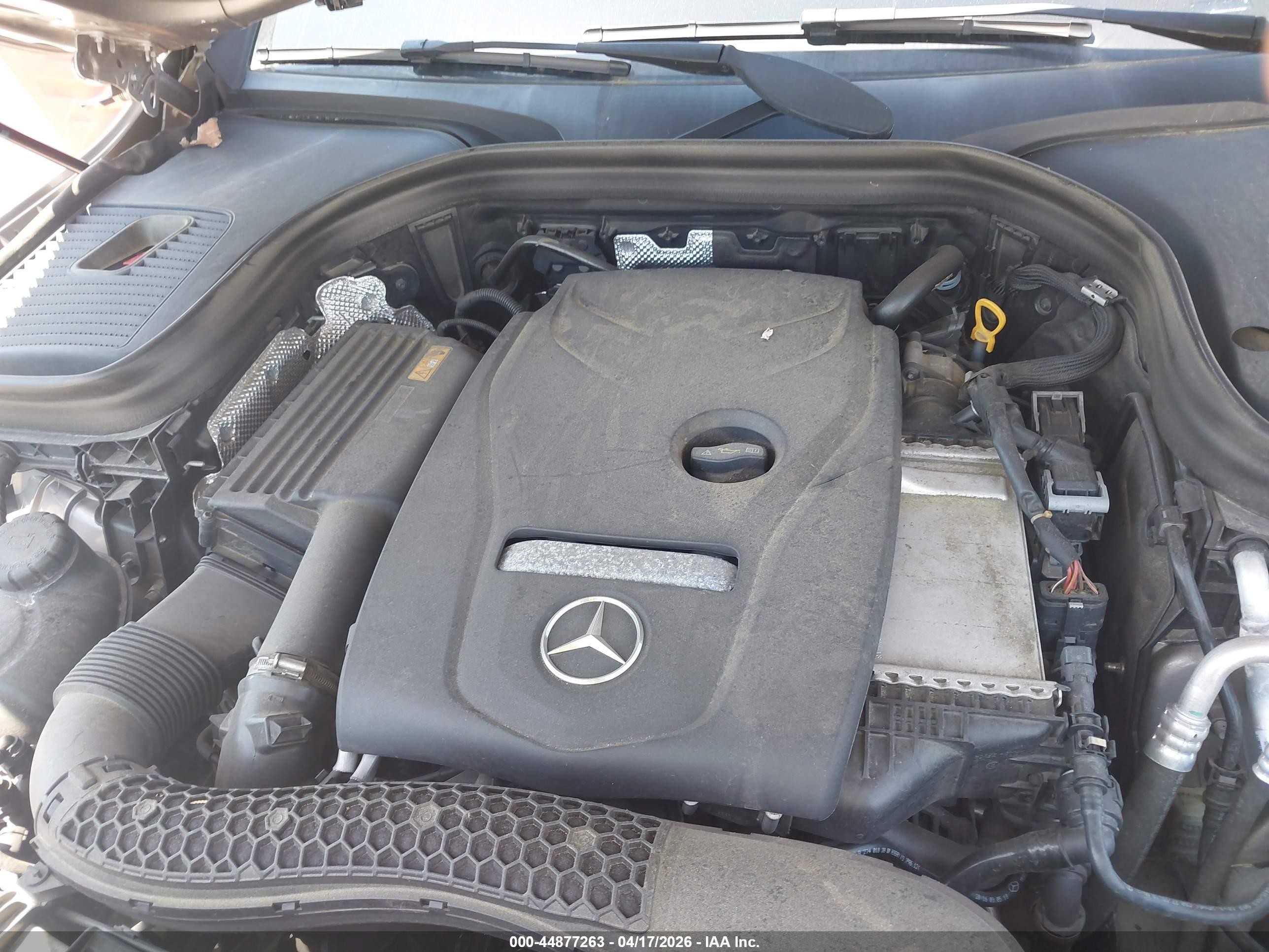 2019 Mercedes-benz Glc 300 4matic Silver vin: WDC0G4KB2KV124210
